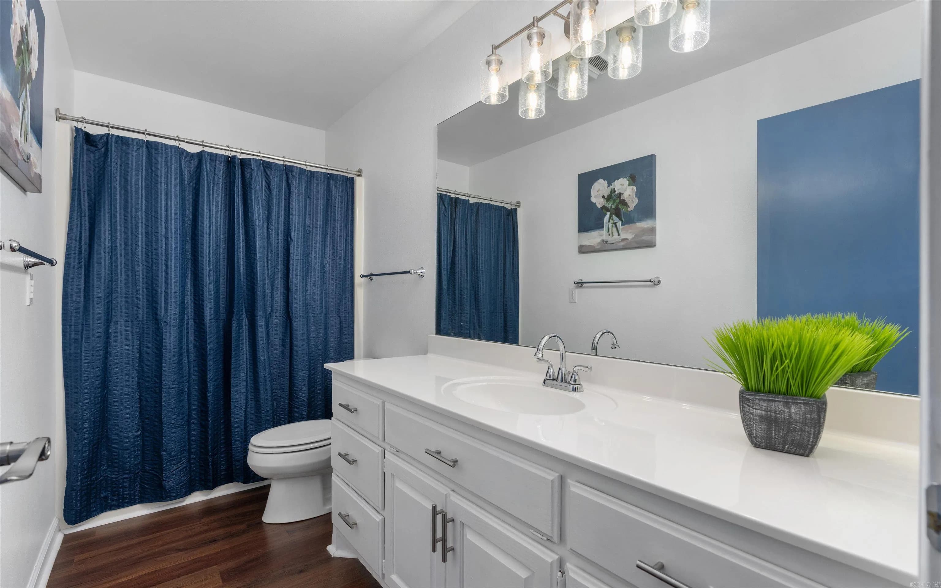 Property at 129  Mesero - Image 32