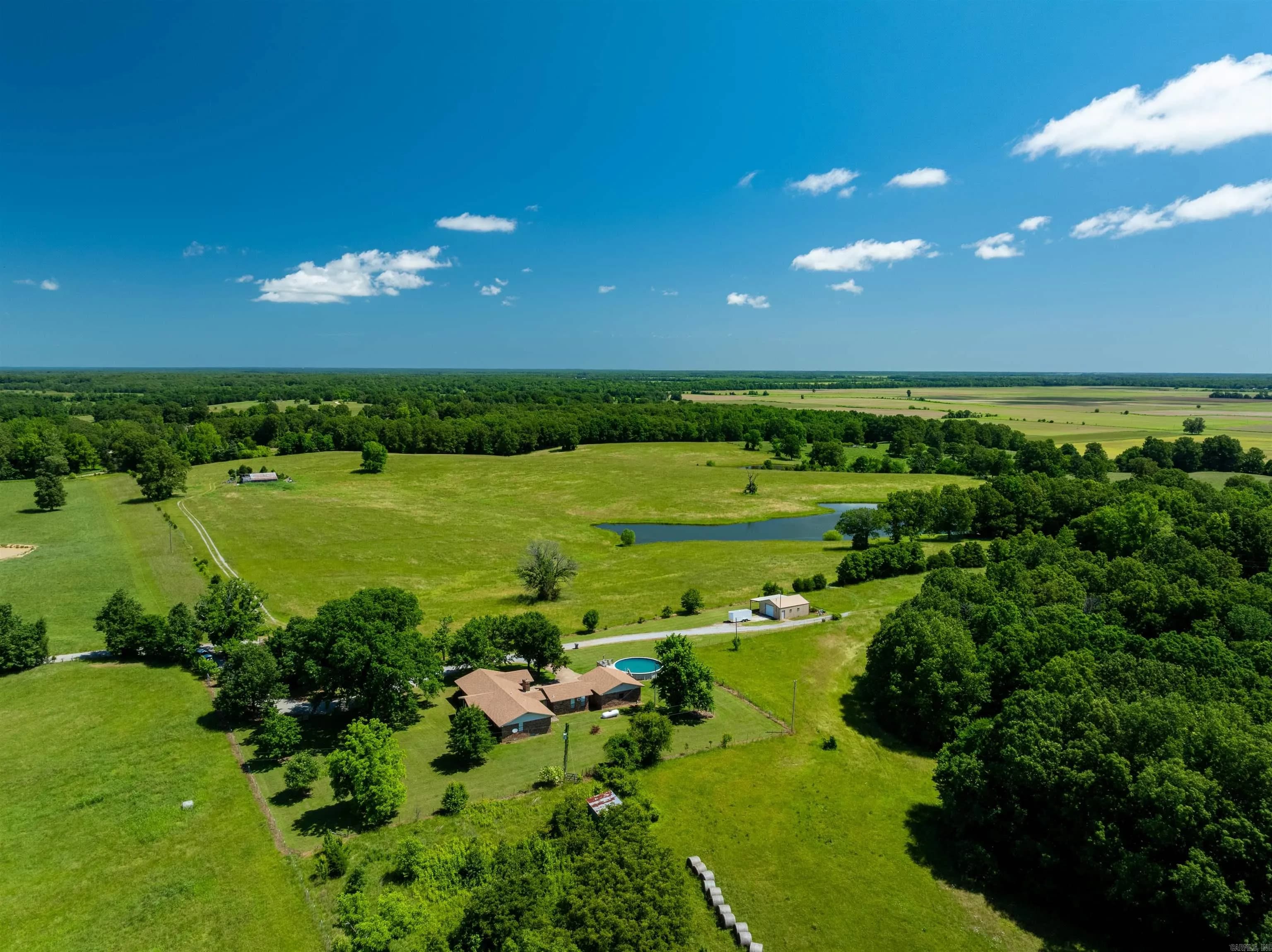 Property at 250  Summerset - Image 48