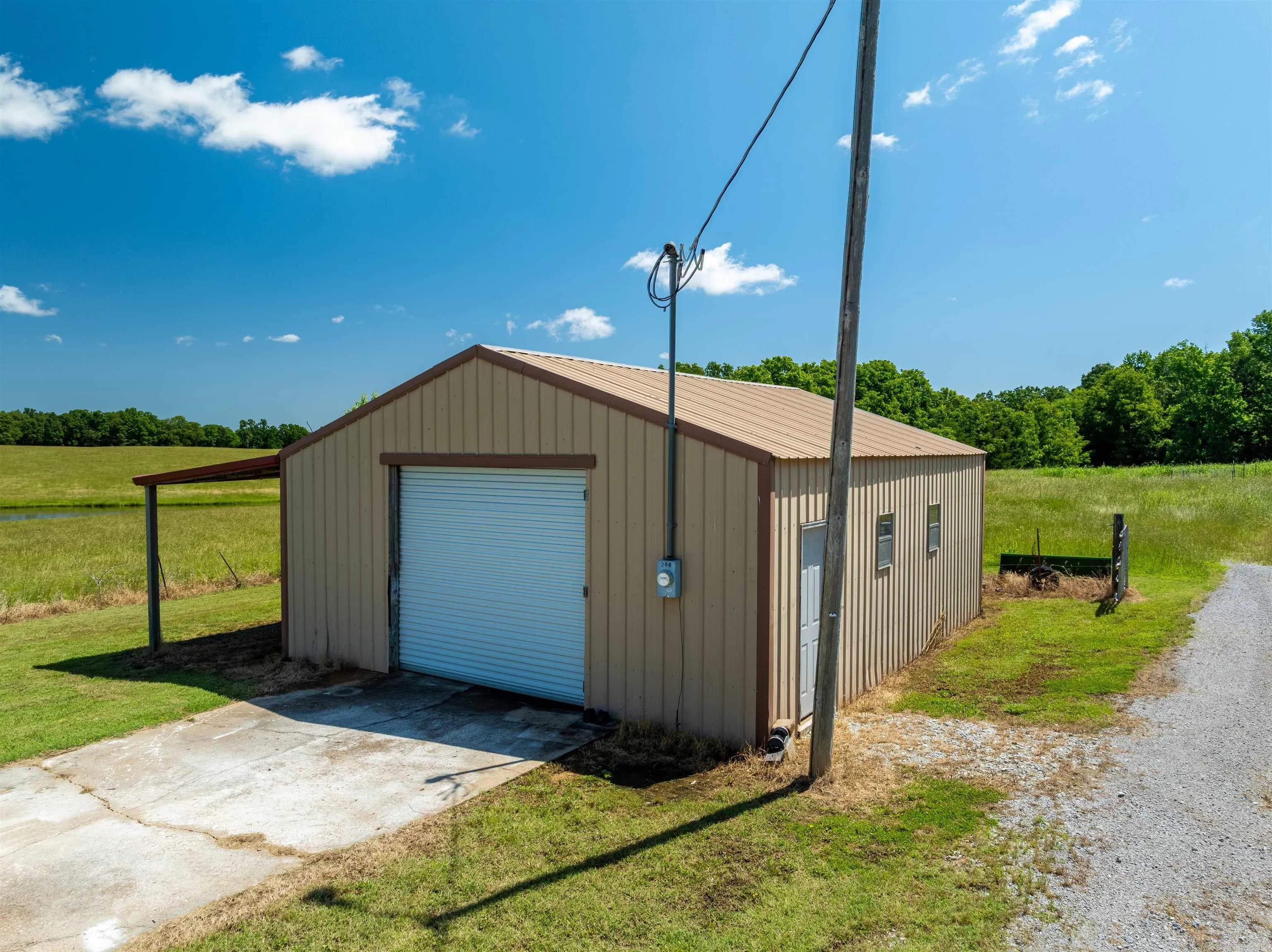 Property at 250  Summerset - Image 42