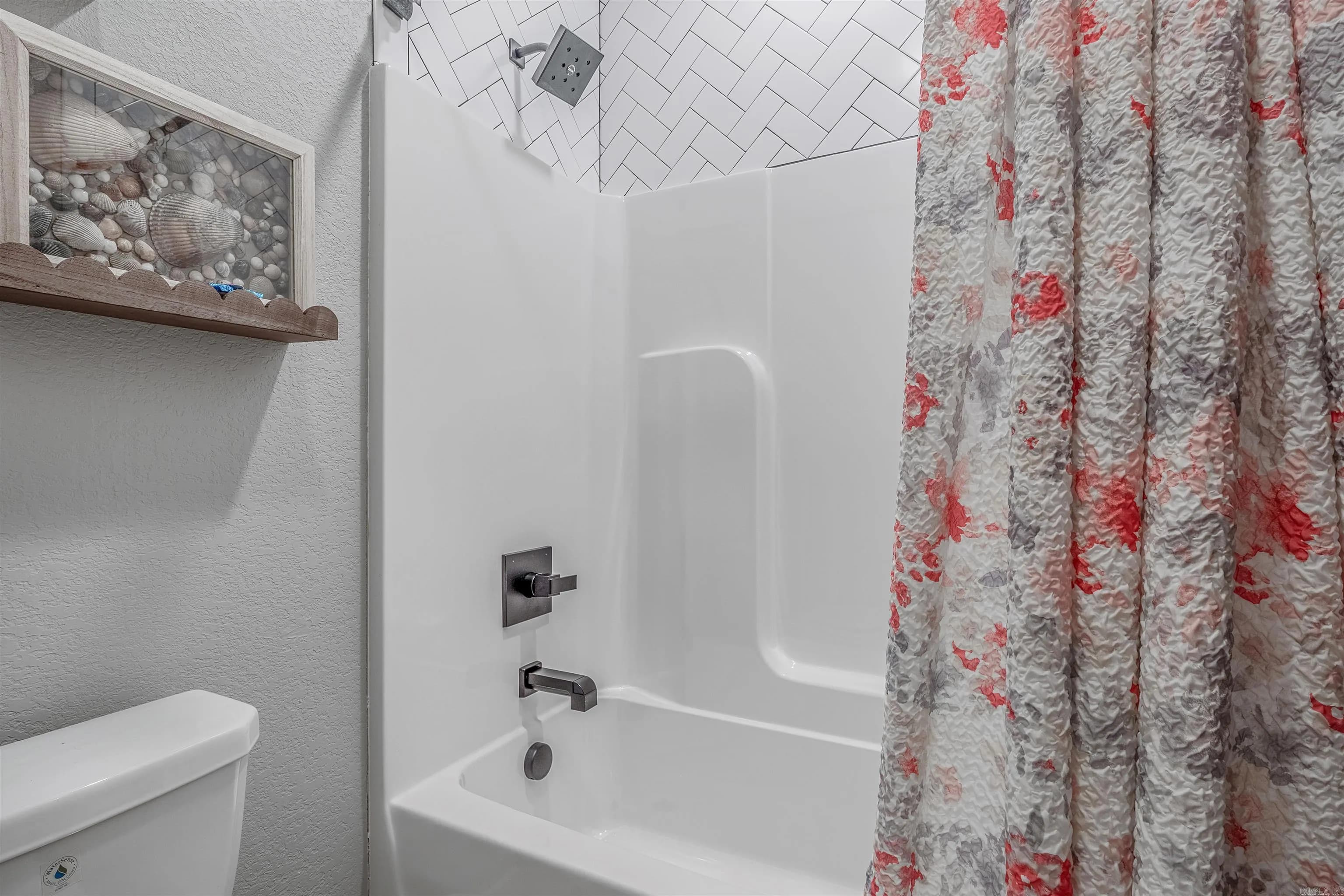 Property at 14  Crystal - Image 34