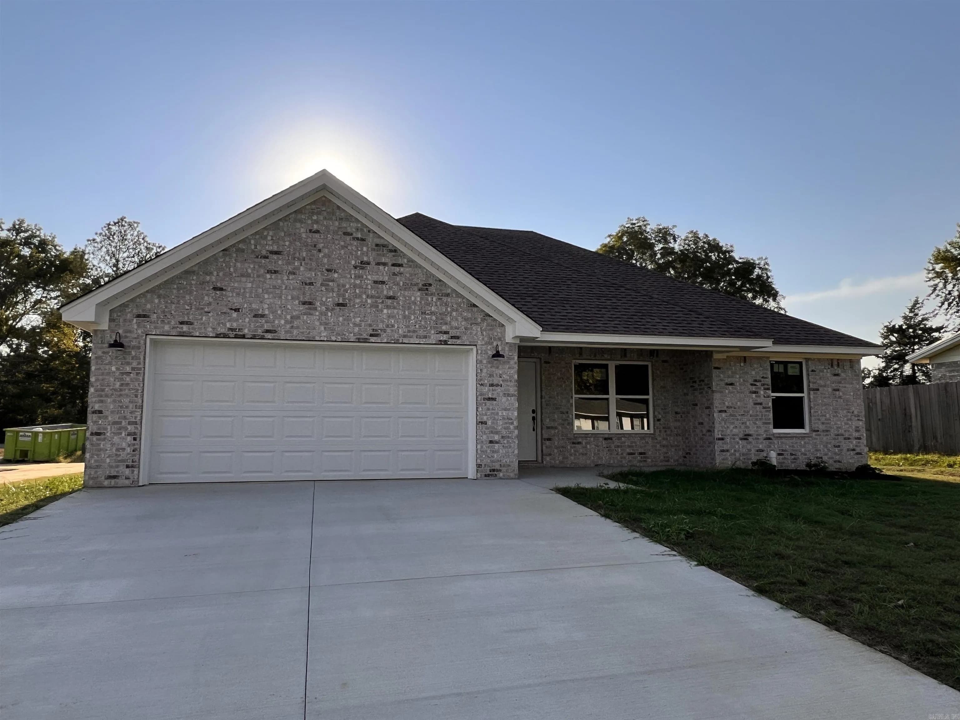 Property at 920 S Fir - Image 1