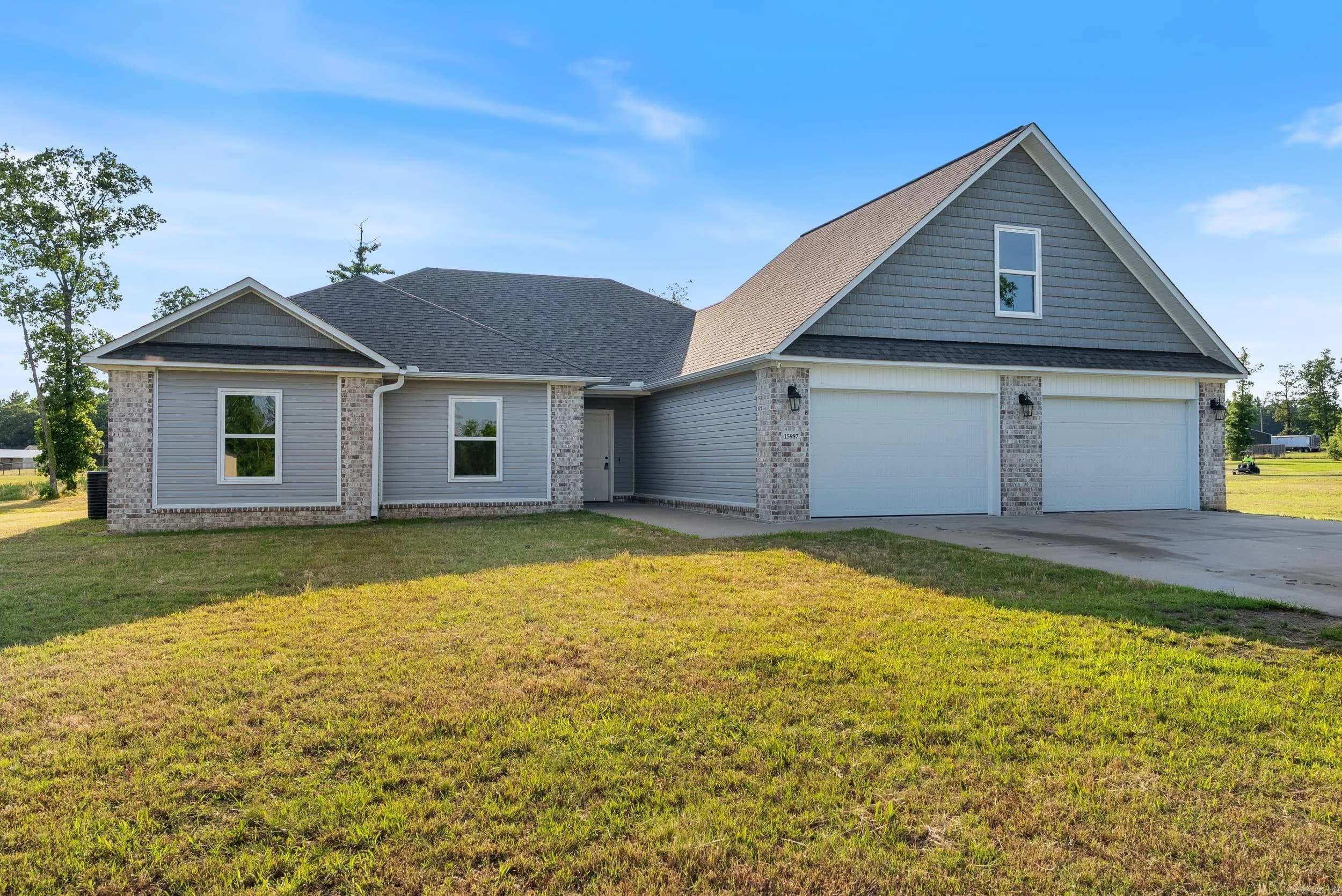 Property at 15987 E Miller sardis - Image 2