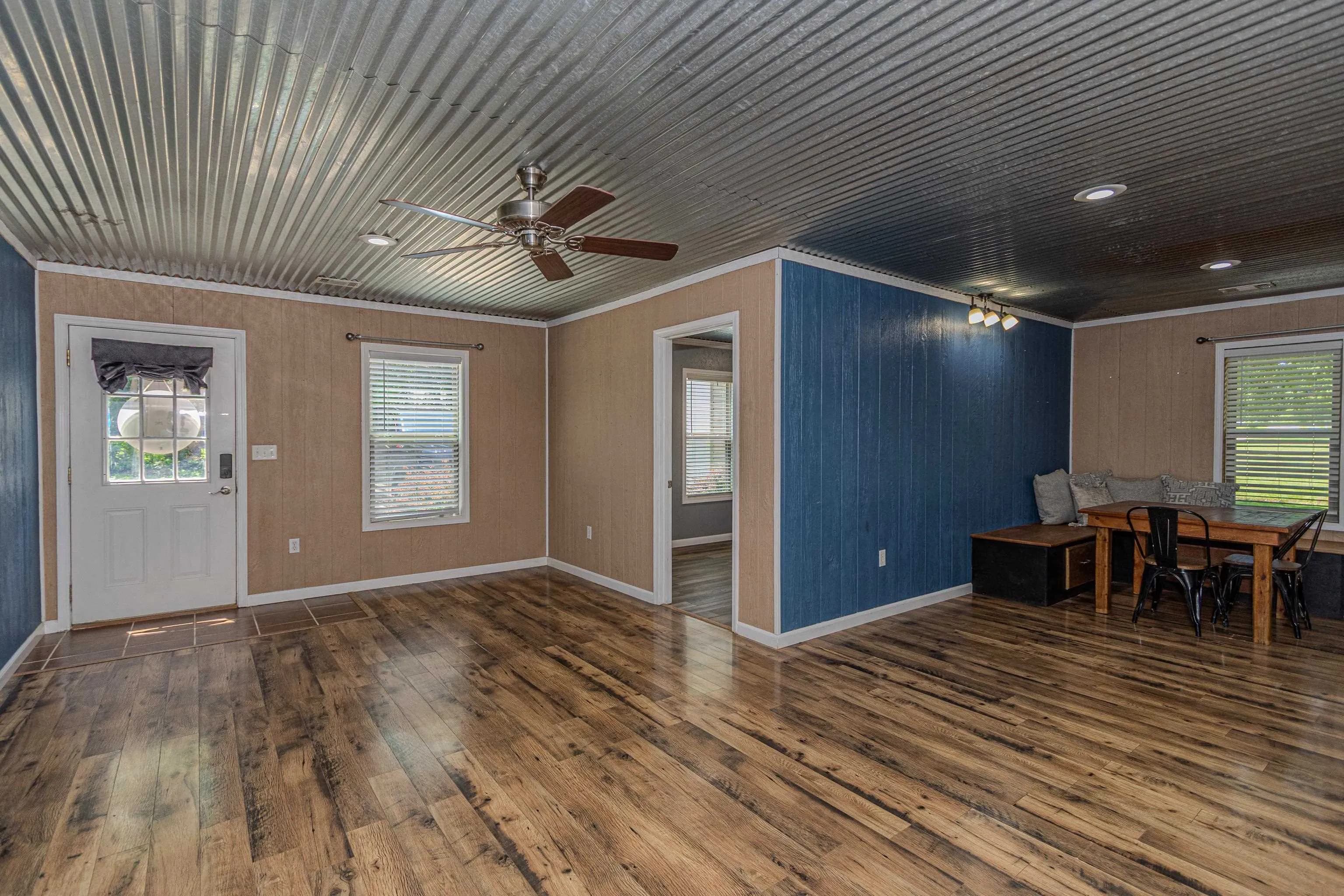 Property at 392  Greene 632 - Image 17