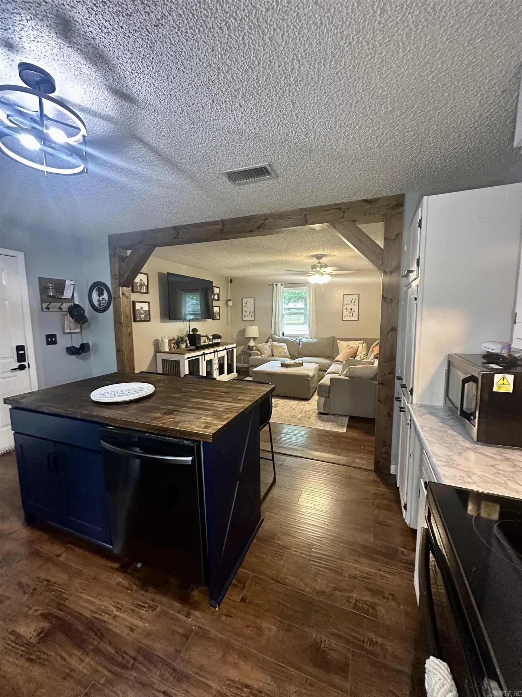 Property at 103  Liberty - Image 10