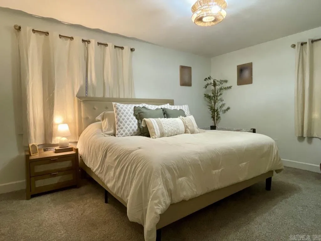 Property at 312 S Crossroads - Image 10