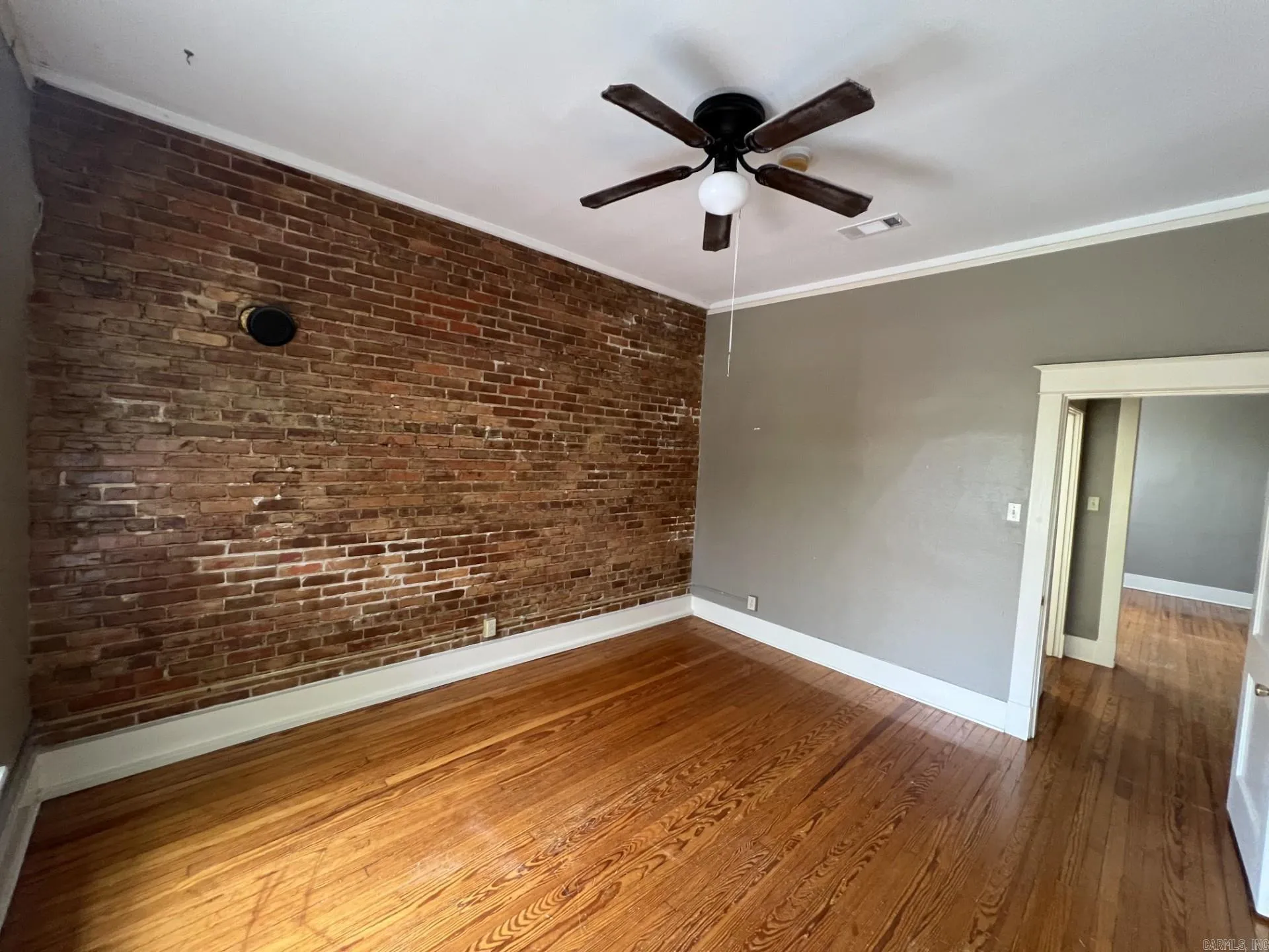 Property at 1417 S Main, A - Image 4
