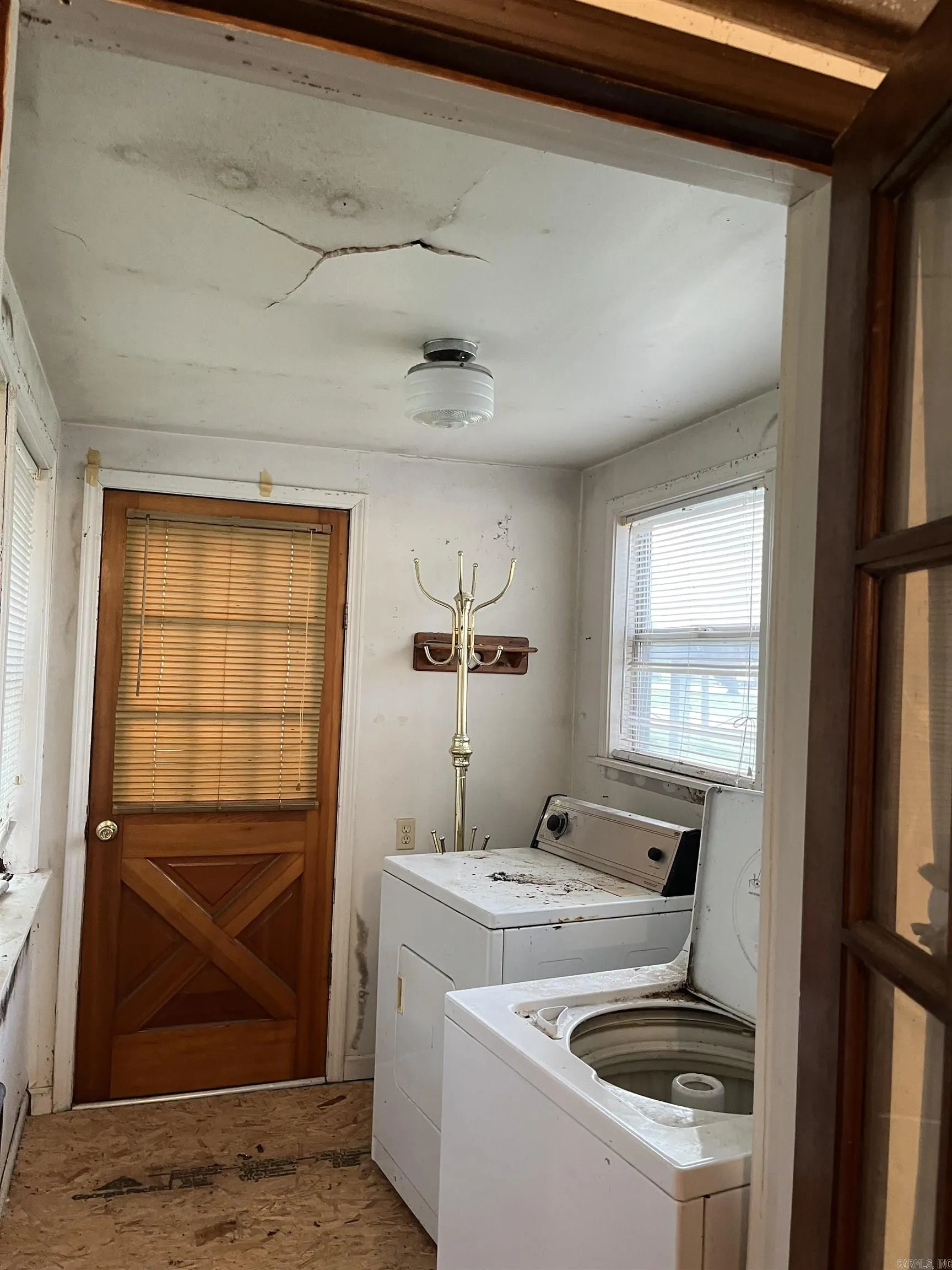 Property at 720  Depot - Image 25