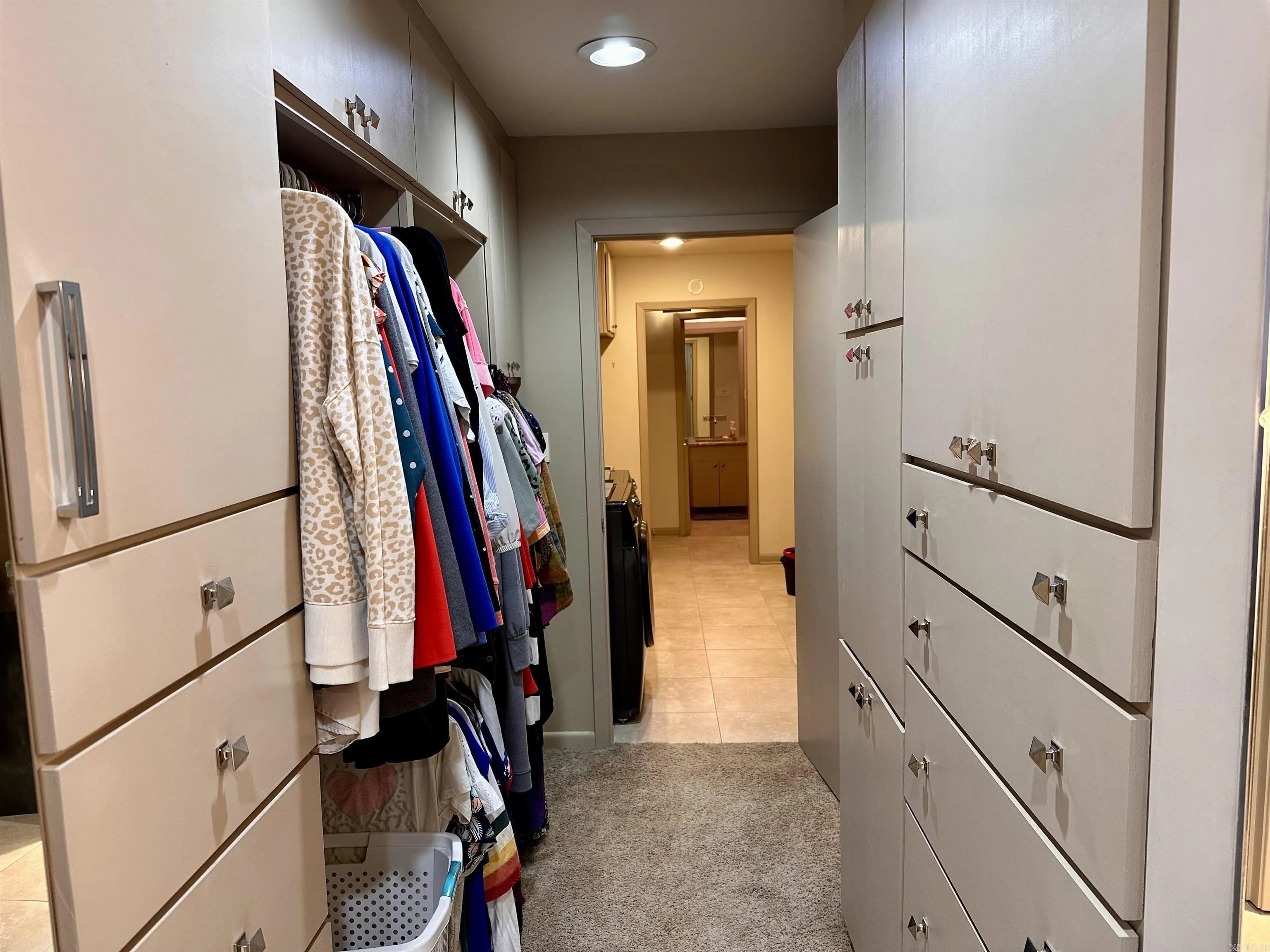 Property at 715  Cedarwood - Image 15