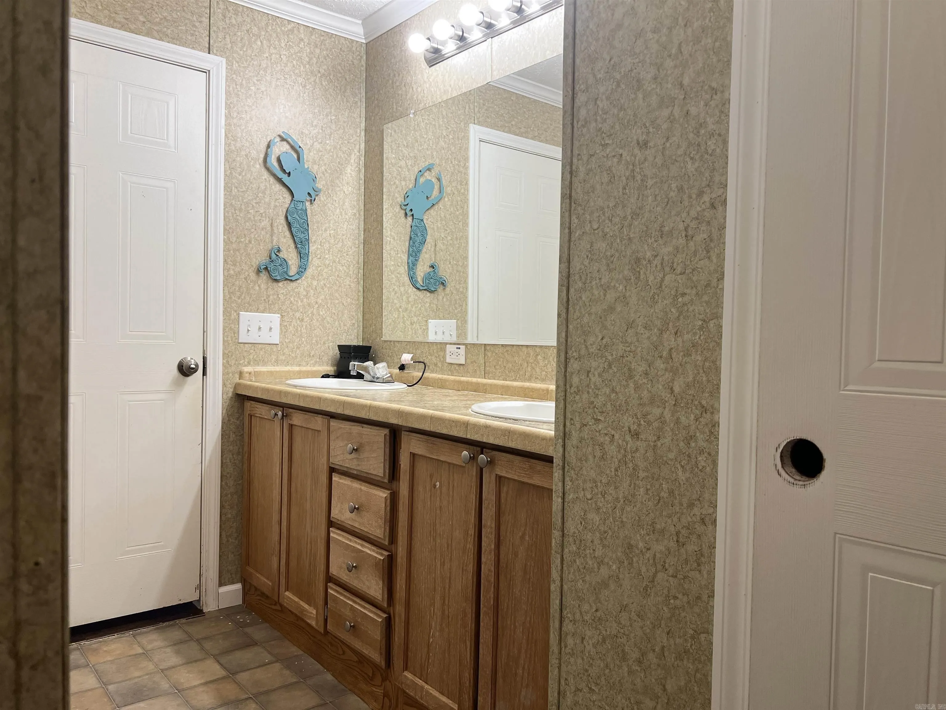 Property at 473  Primm - Image 20