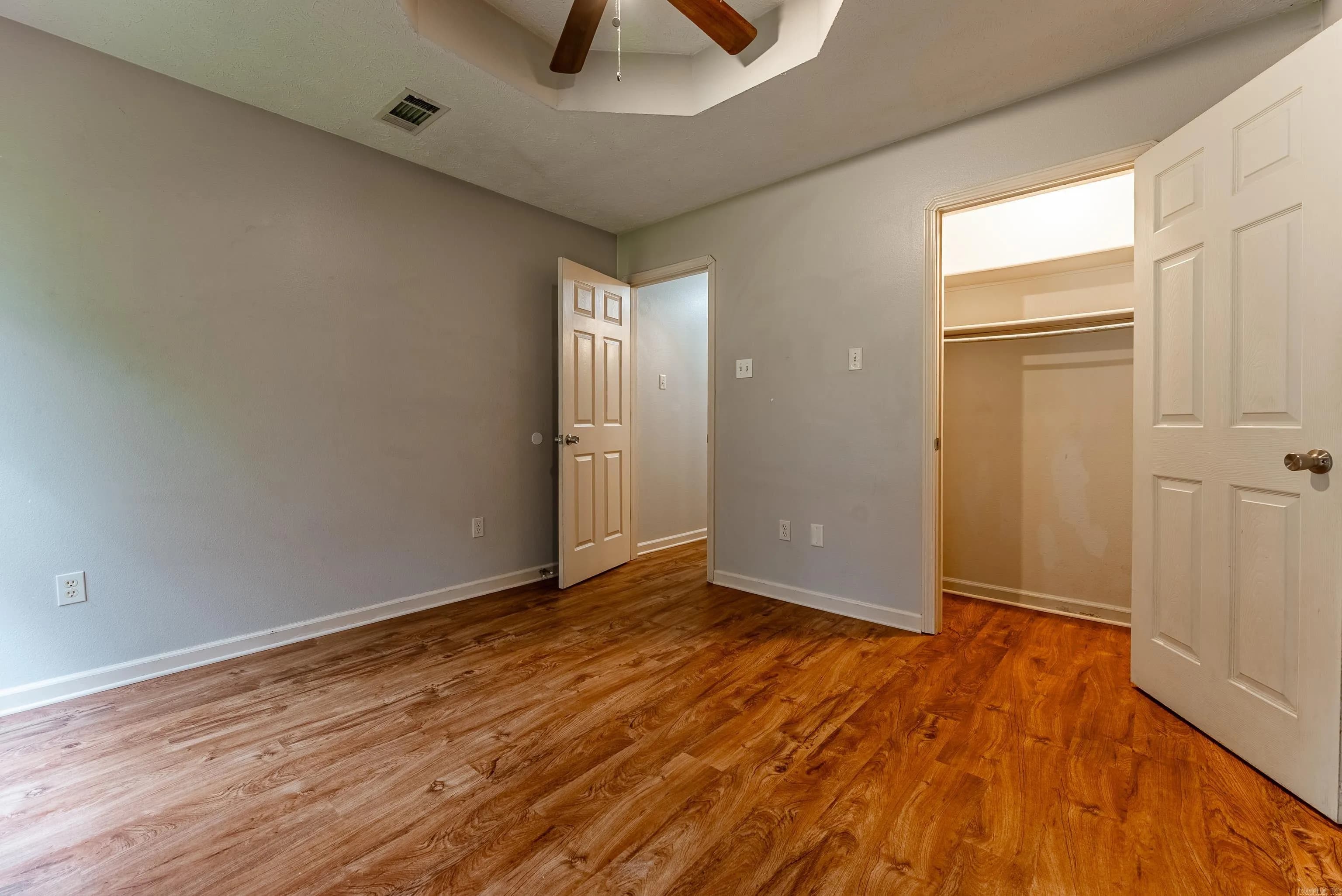 Property at 1655  Doe - Image 24