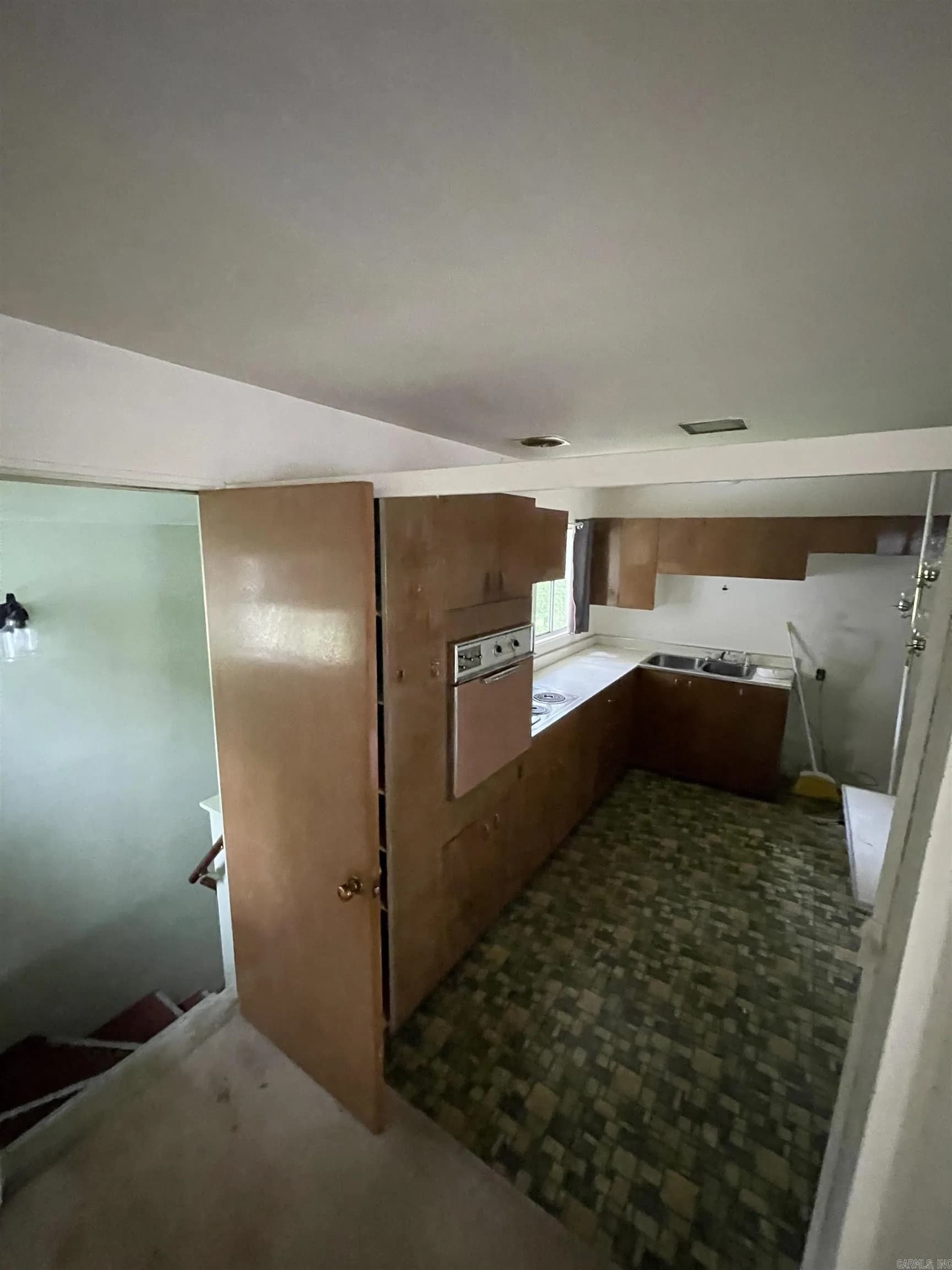 Property at 16  Southmont drive - Image 6