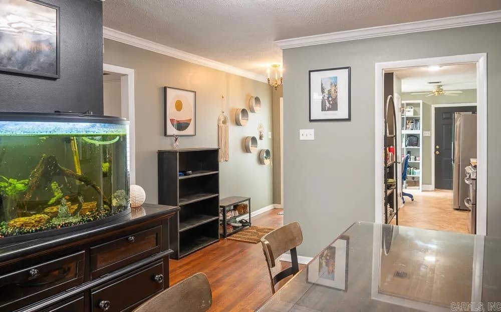 Property at 12  Wickford - Image 10