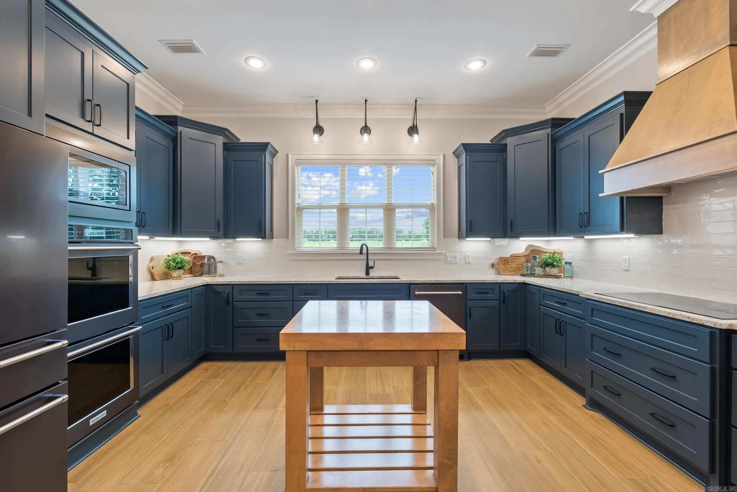 Property at 84  Bethlehem - Image 14