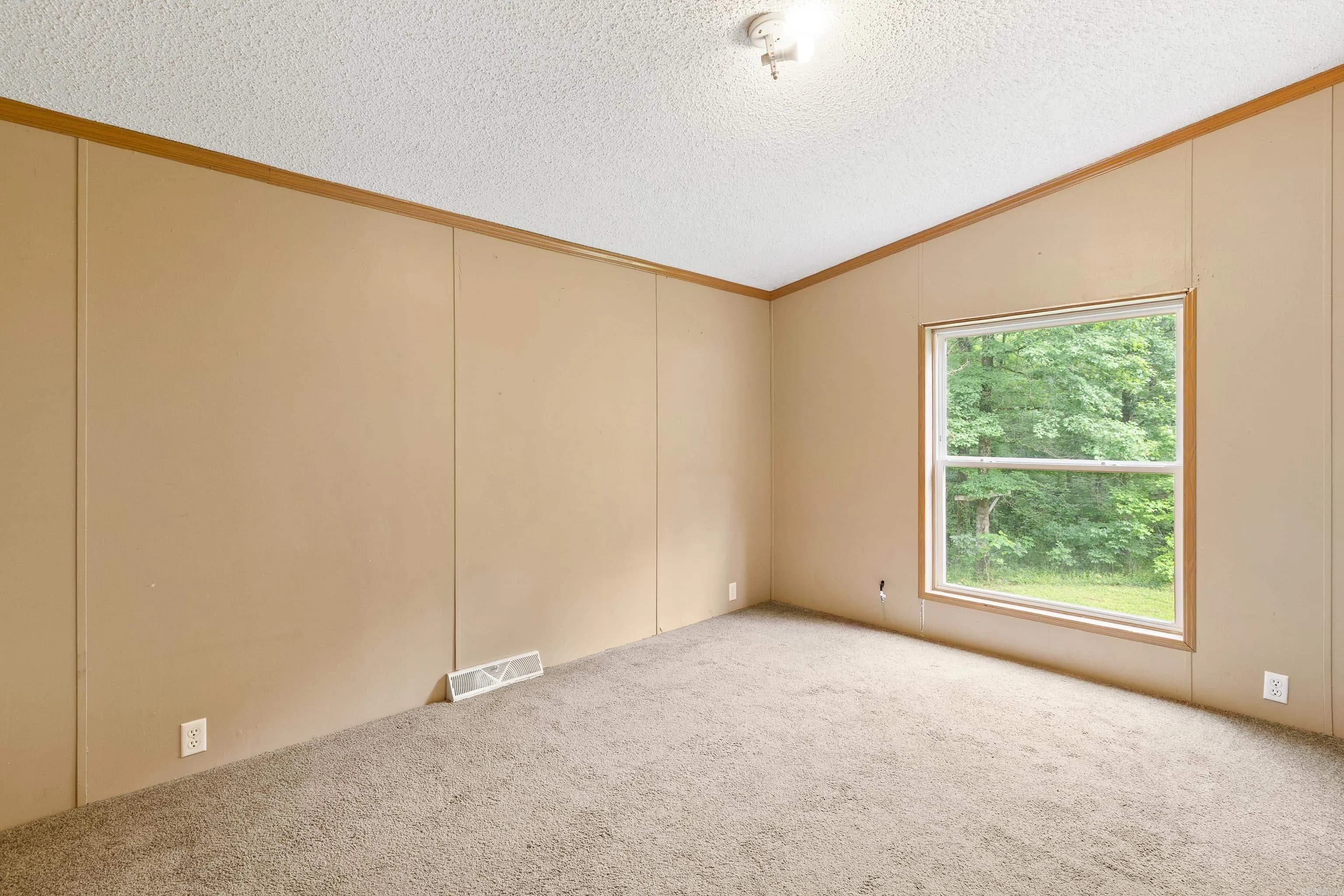Property at 9118  Steel bridge - Image 19