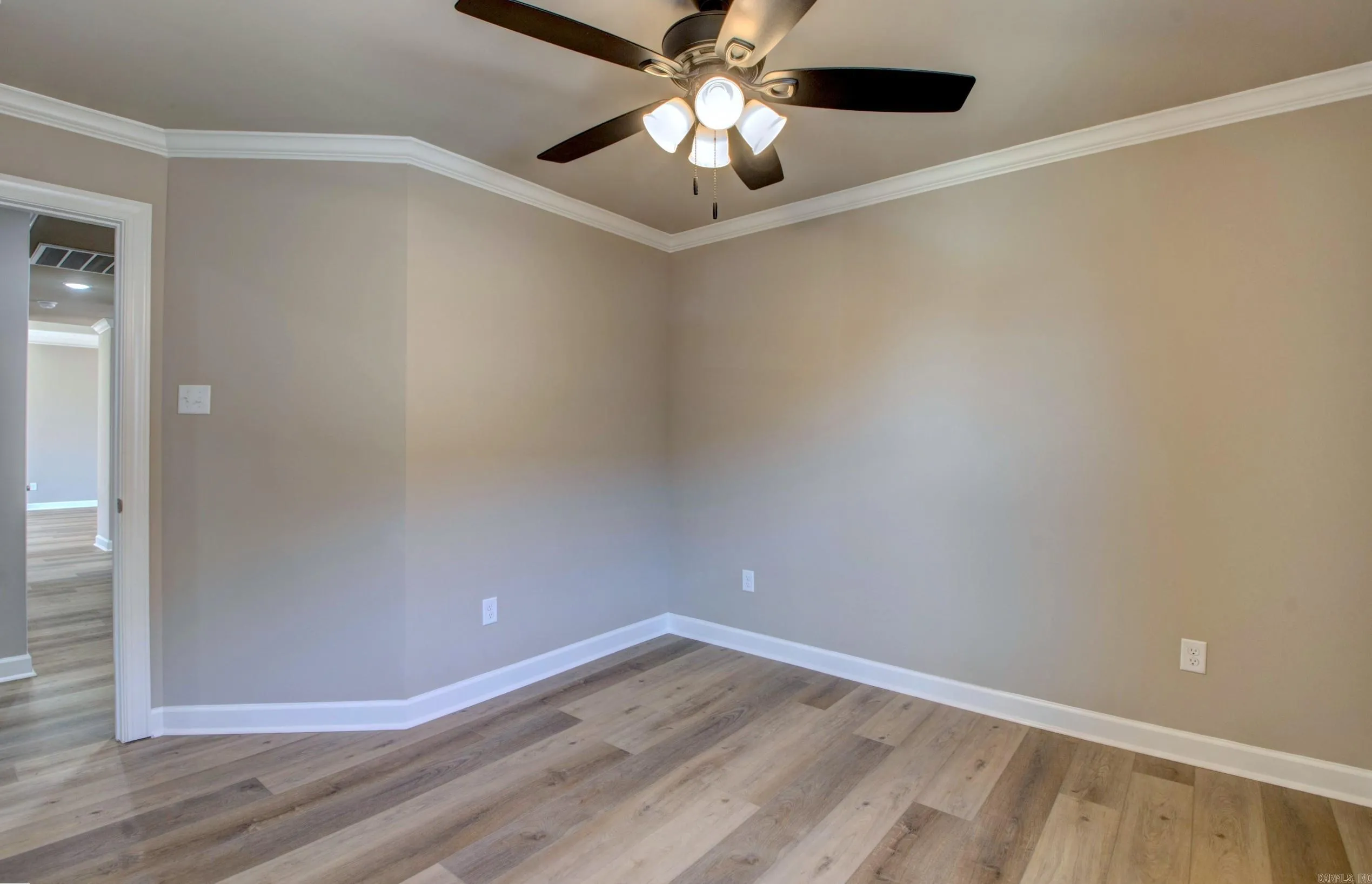 Property at 69  Lucia lane - Image 31