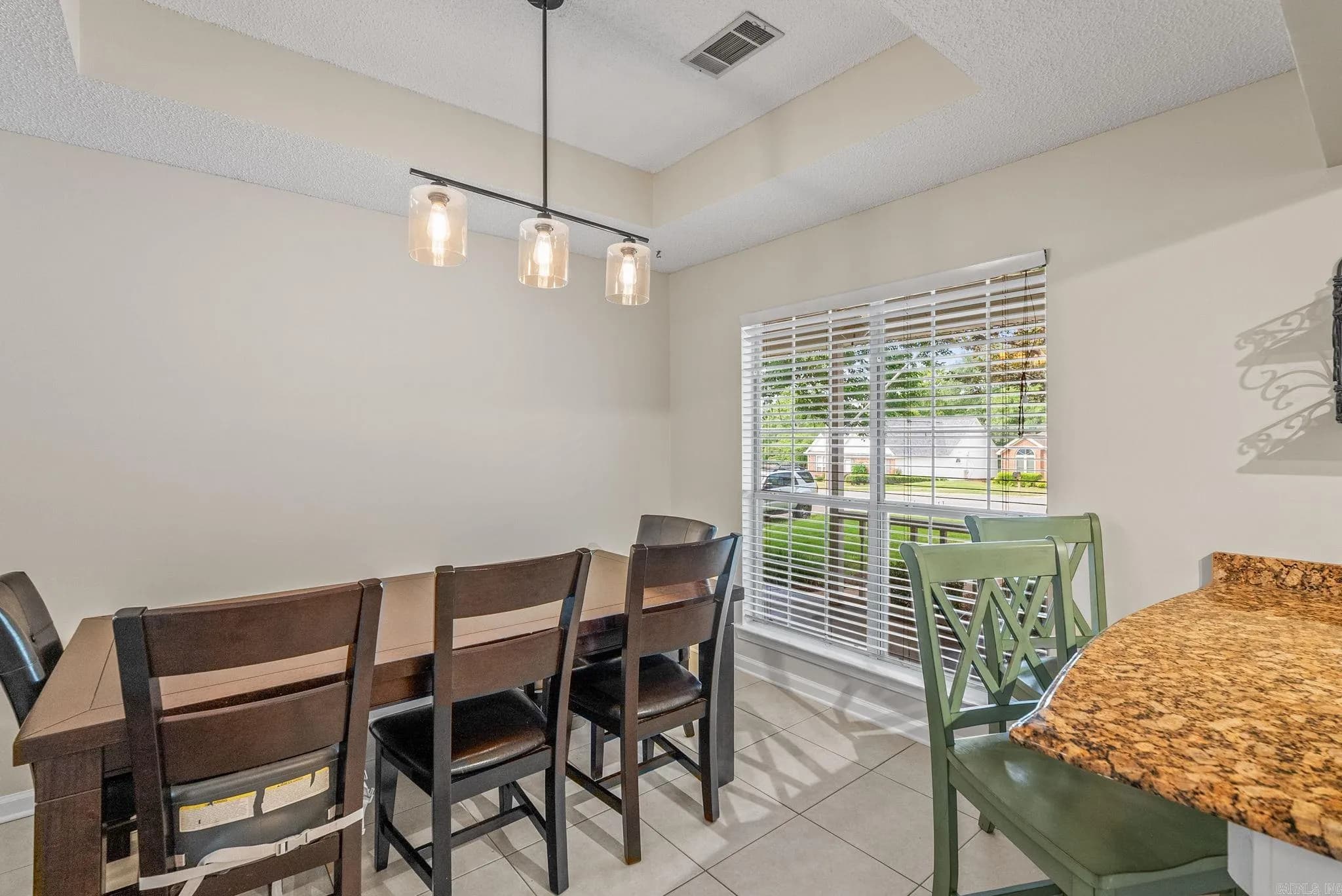 Property at 1805  Point west - Image 13