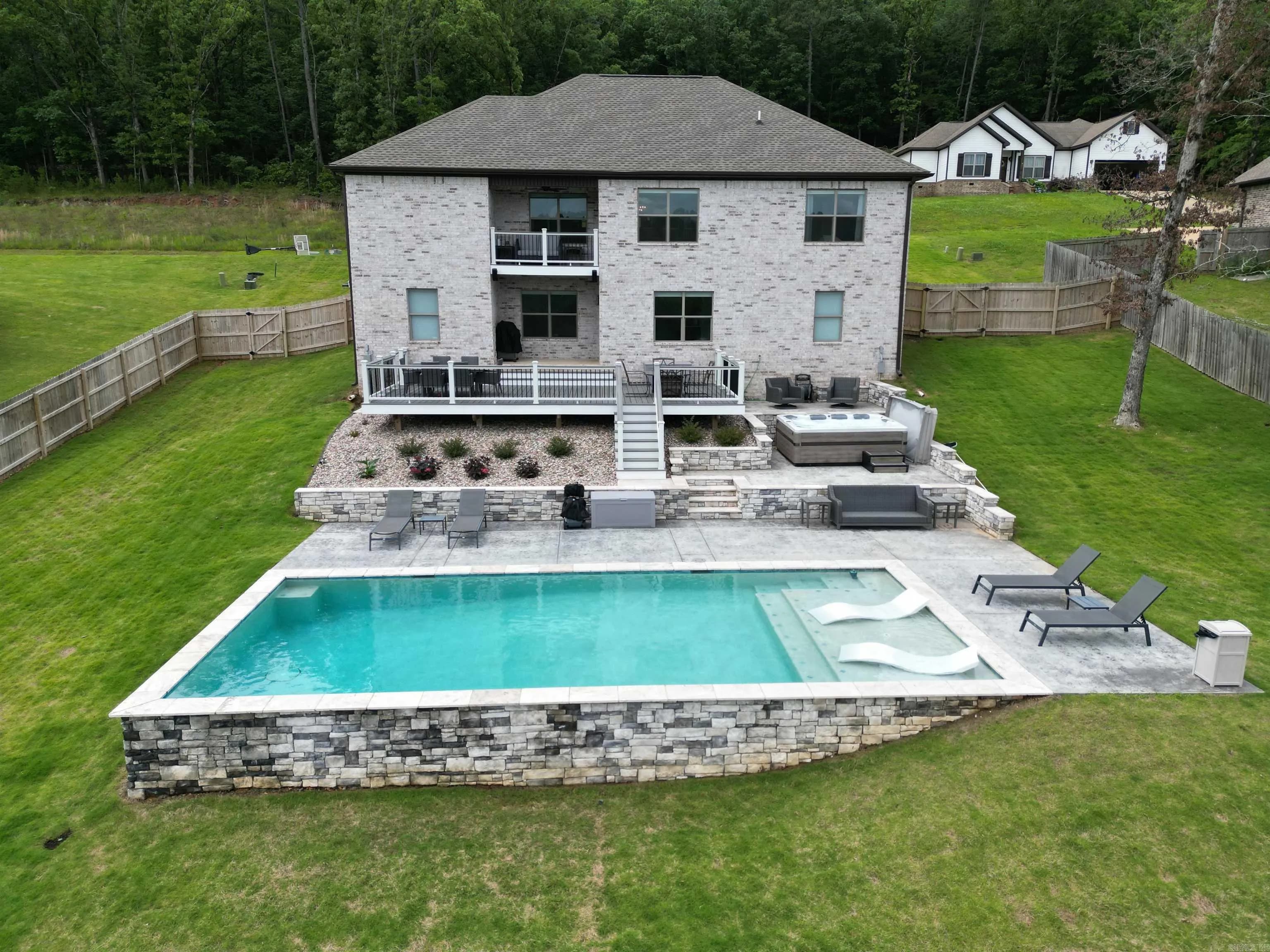Property at 20  Jovi lane - Image 4