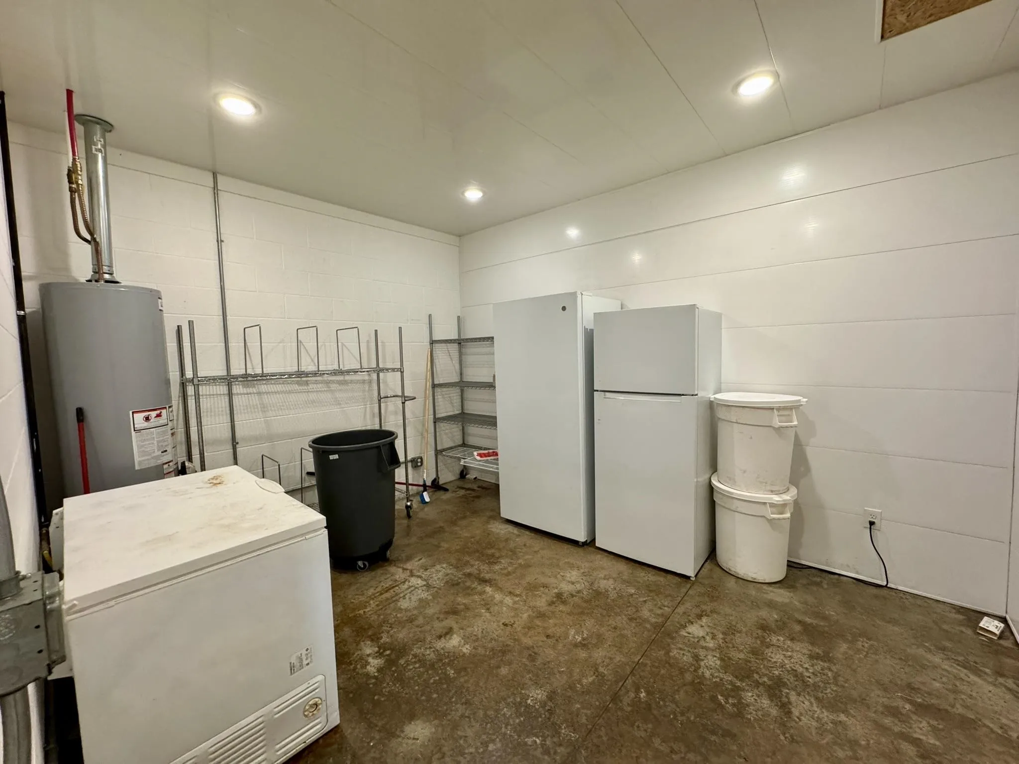 Property at 1163 E Main street - Image 11