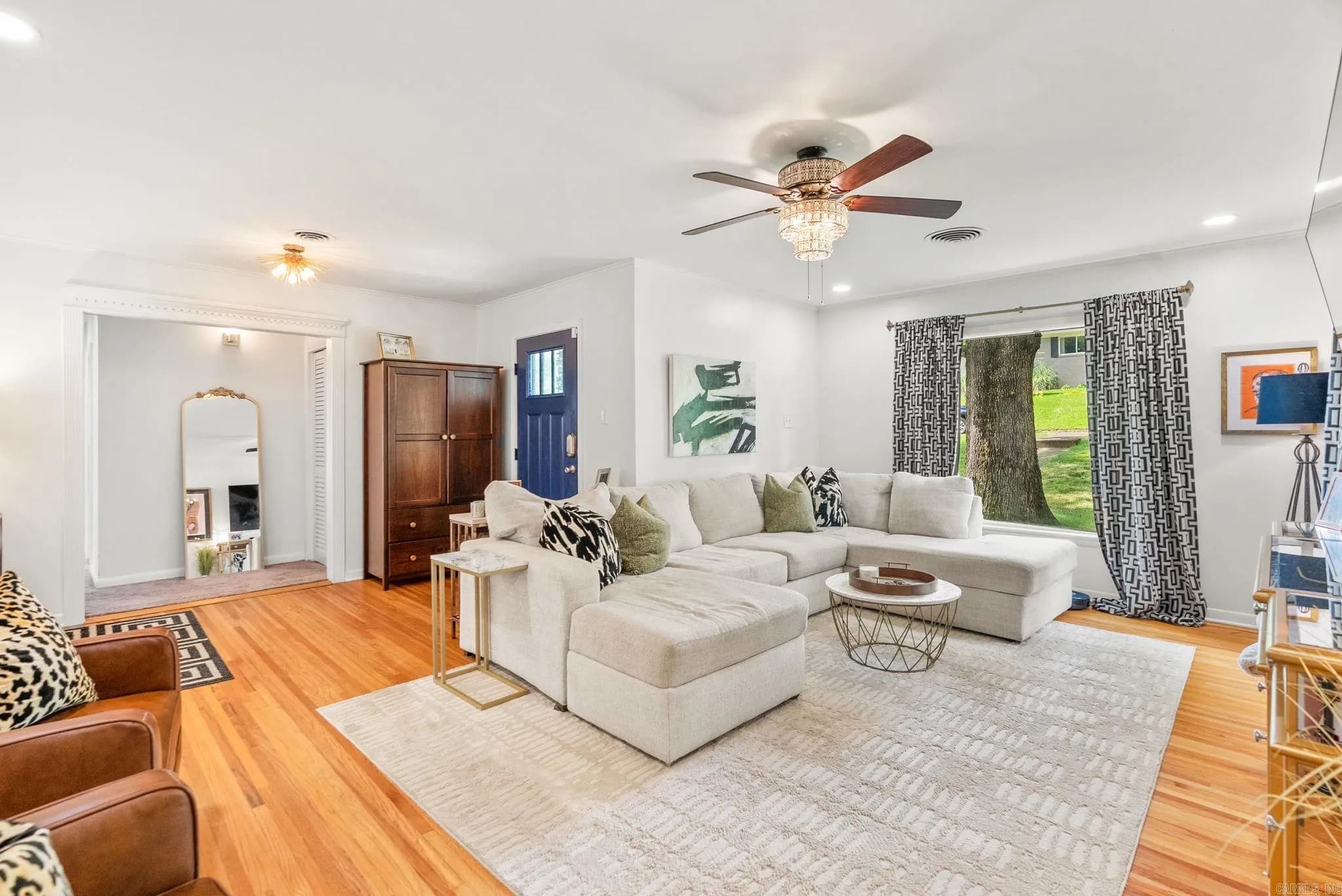 Property at 7521  Gable - Image 10