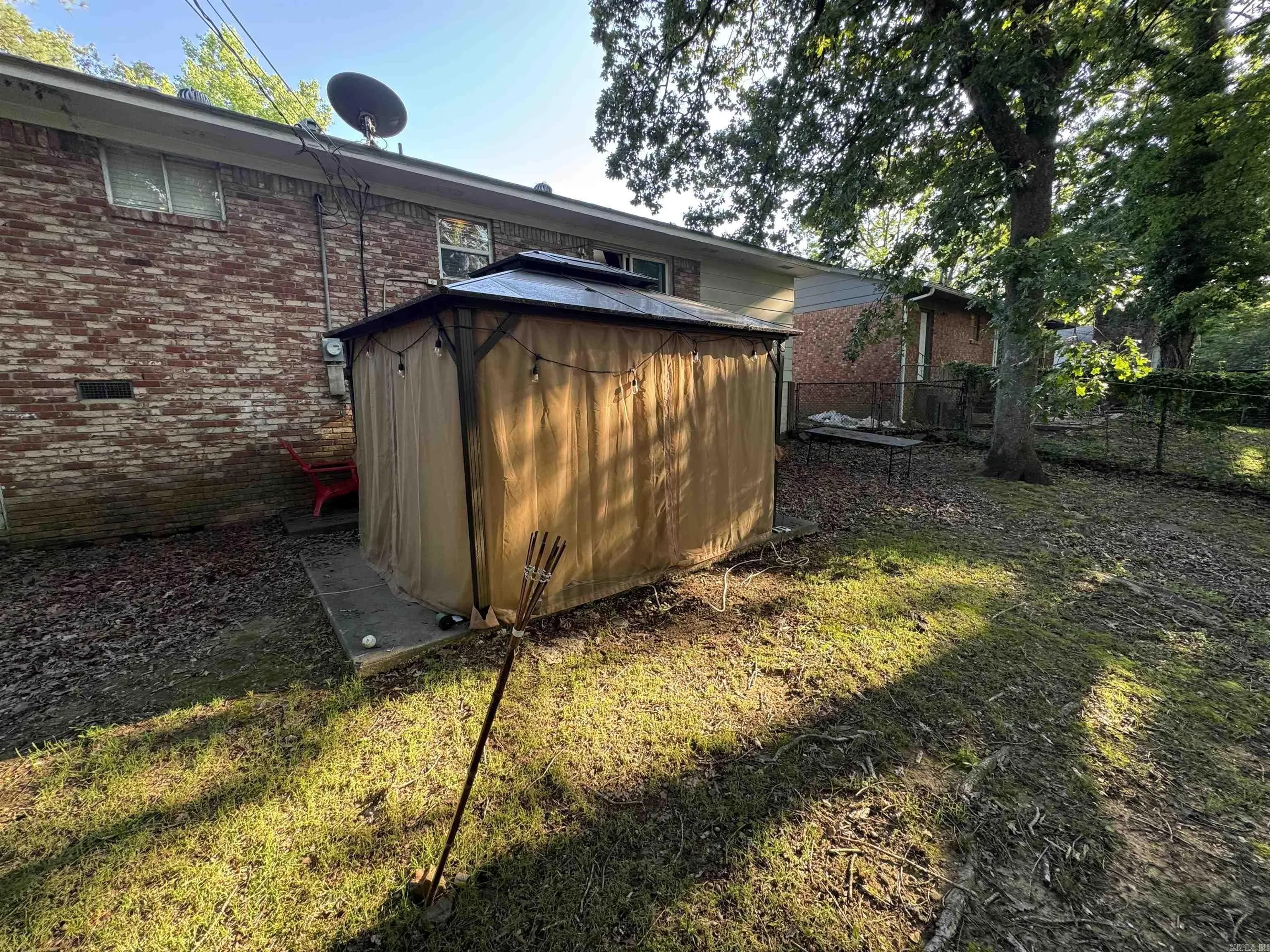 Property at 9000  Longacre dr. - Image 17