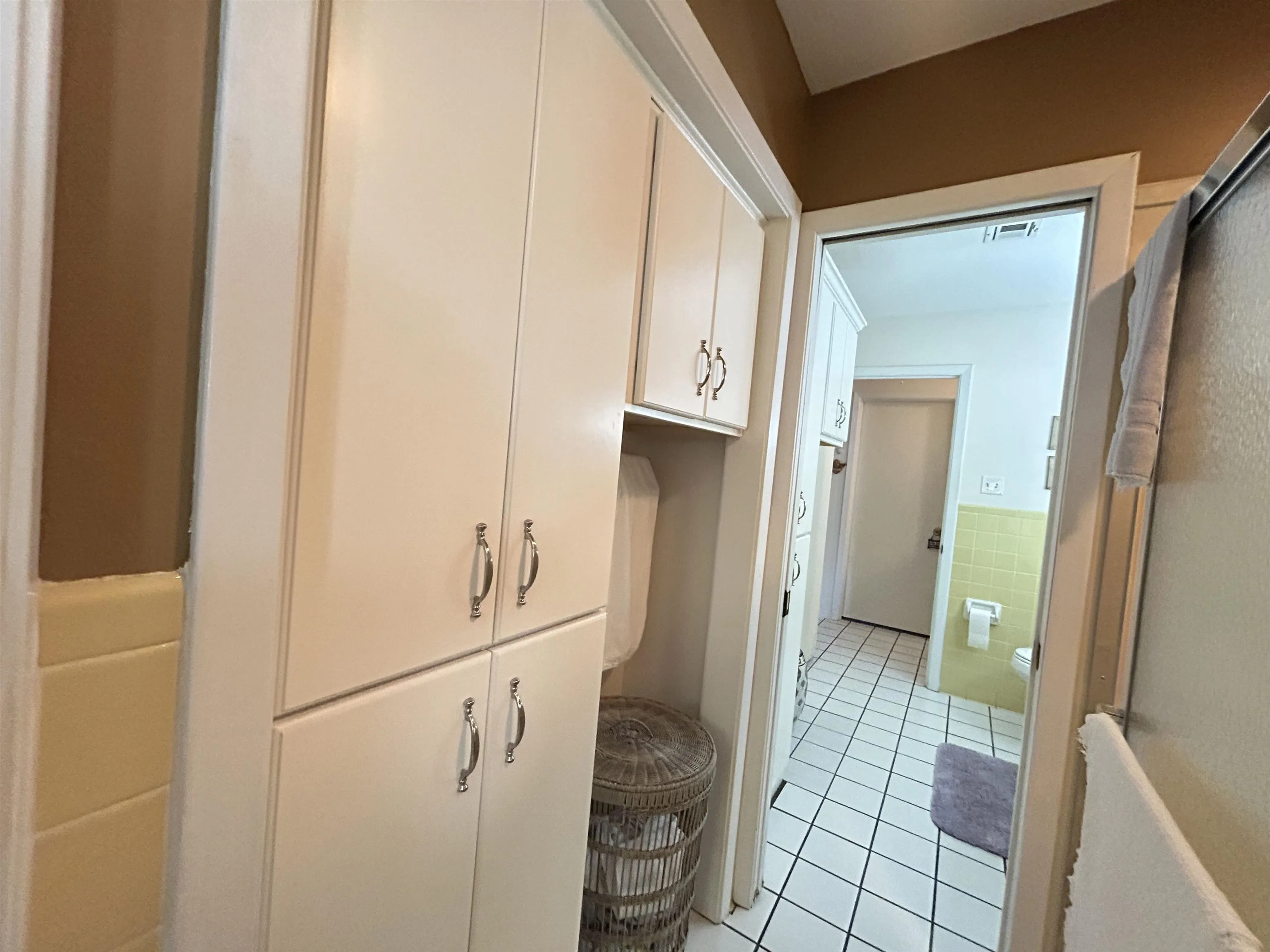 Property at 13  Many moons - Image 19