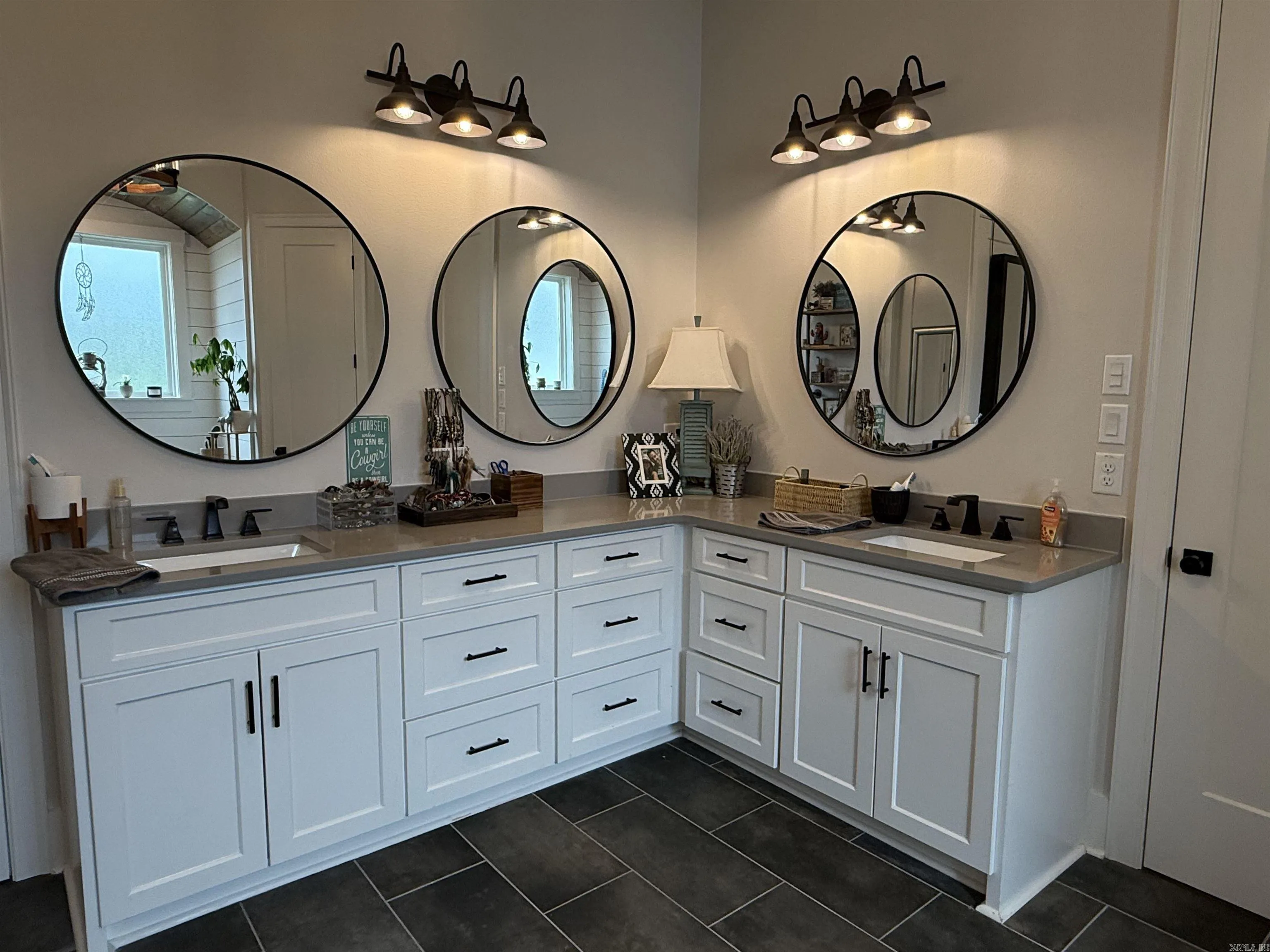 Property at 873  Belle grove loop - Image 33