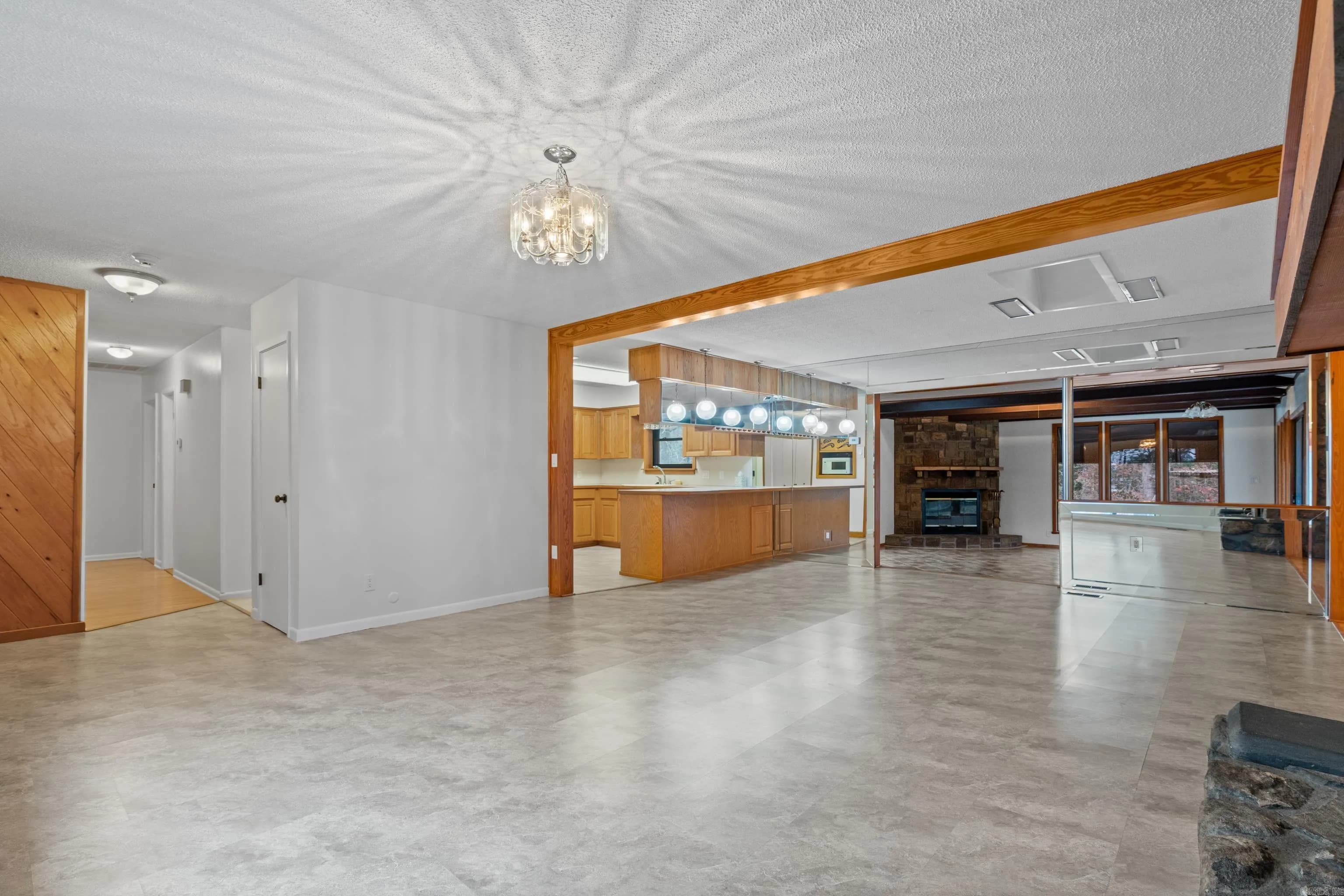 Property at 214 S Ross maddox rd - Image 9