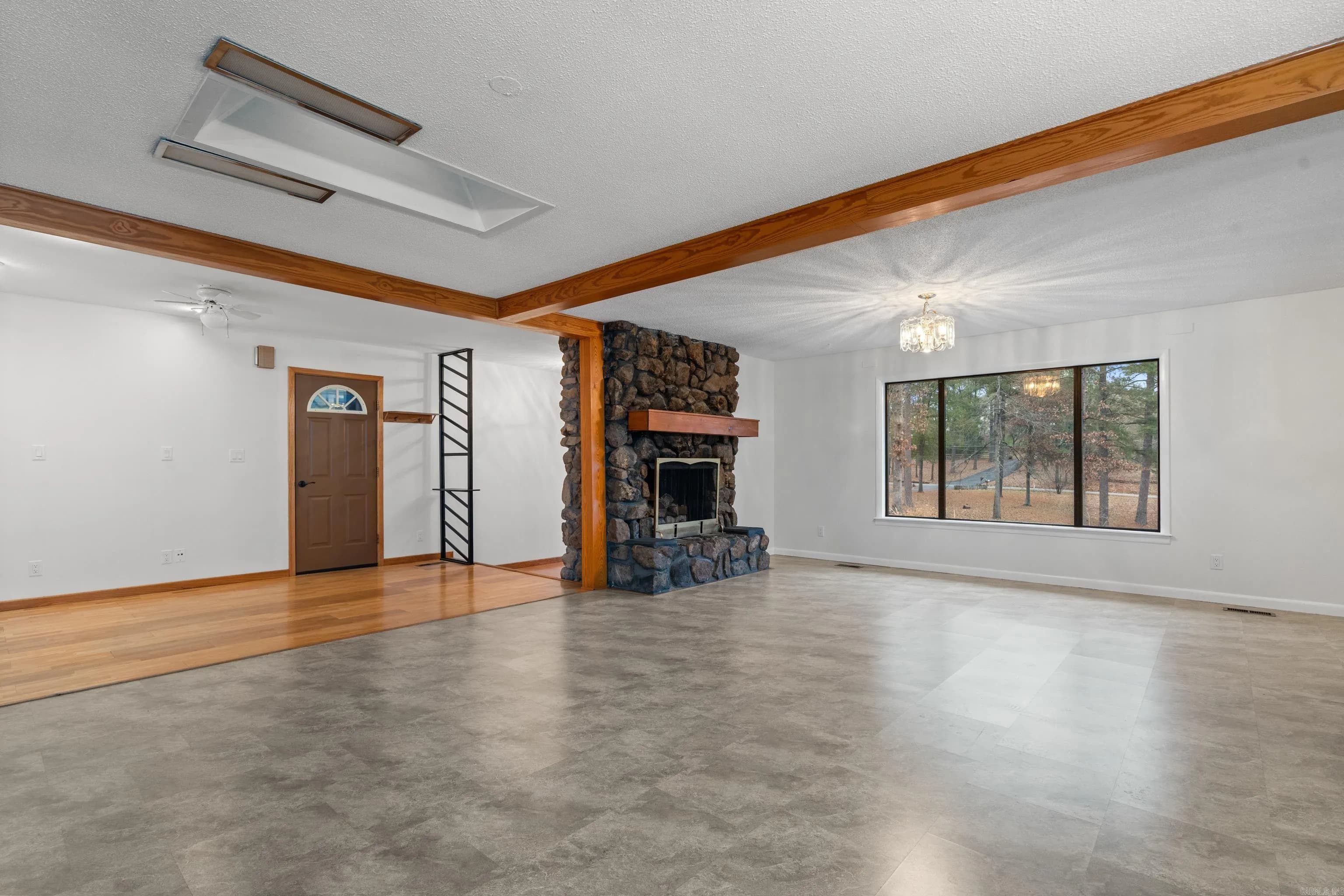 Property at 214 S Ross maddox rd - Image 12