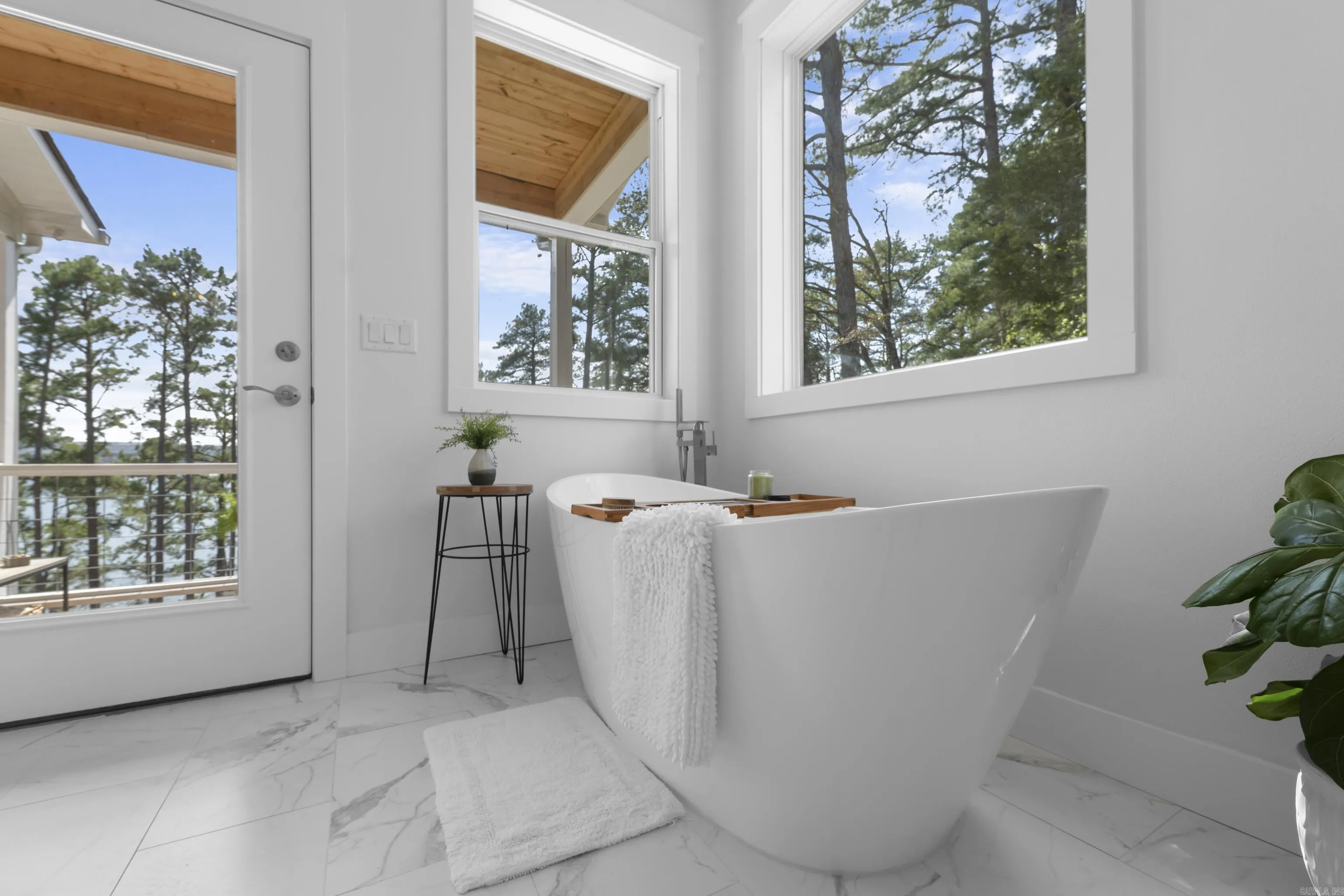 Property at 500  Island shores dr. - Image 23