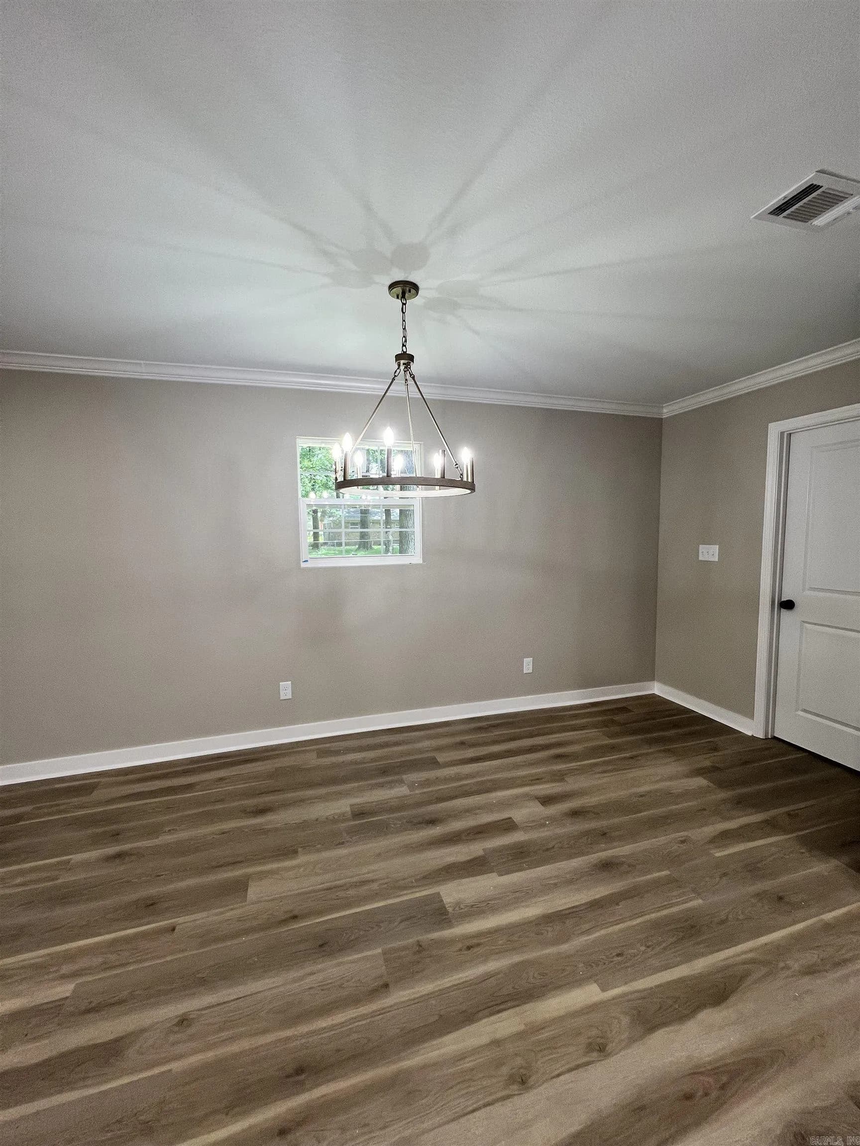 Property at 38  Indian trail - Image 8