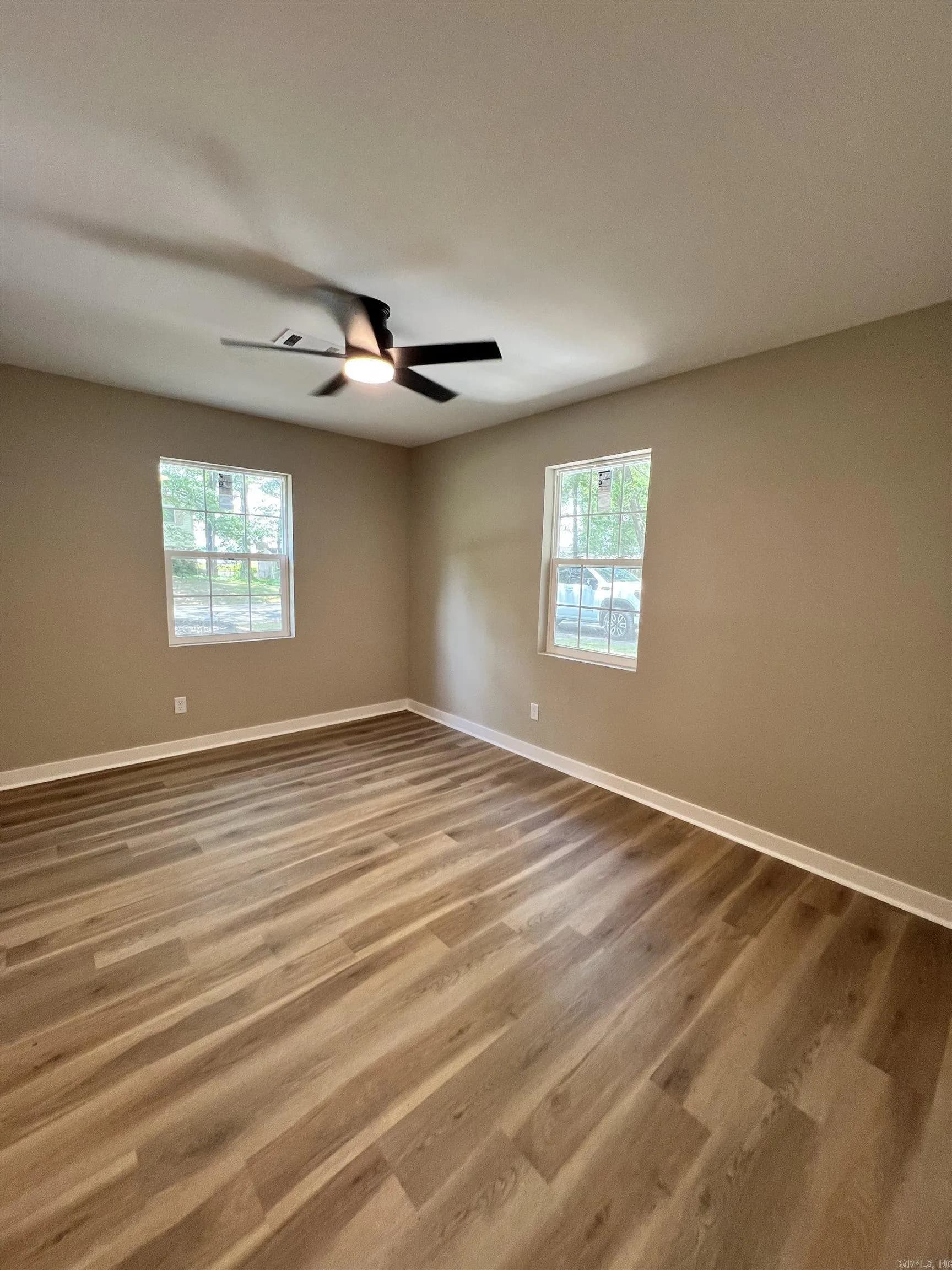 Property at 38  Indian trail - Image 14