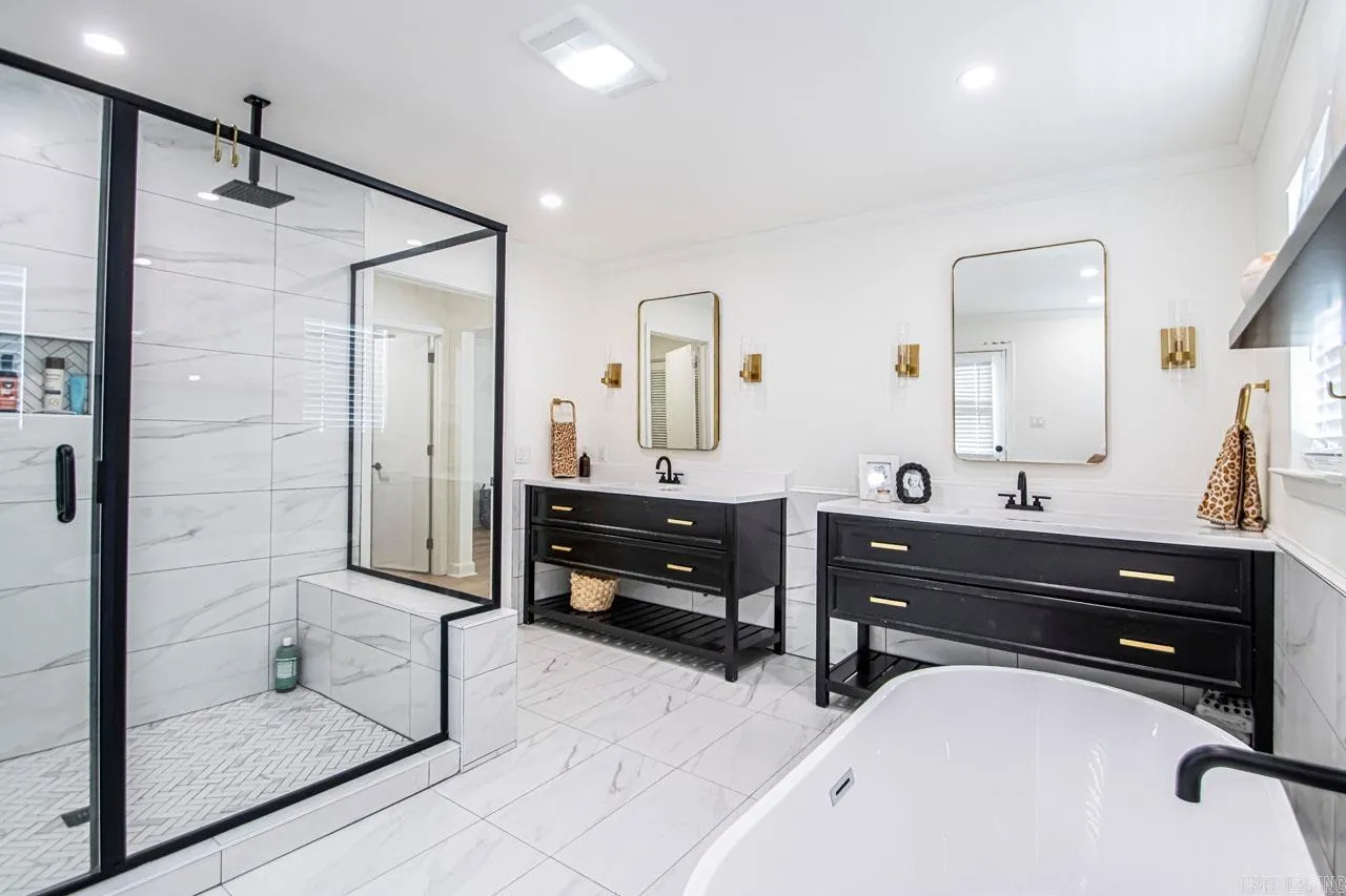 Property at 800  Cherry hill - Image 28