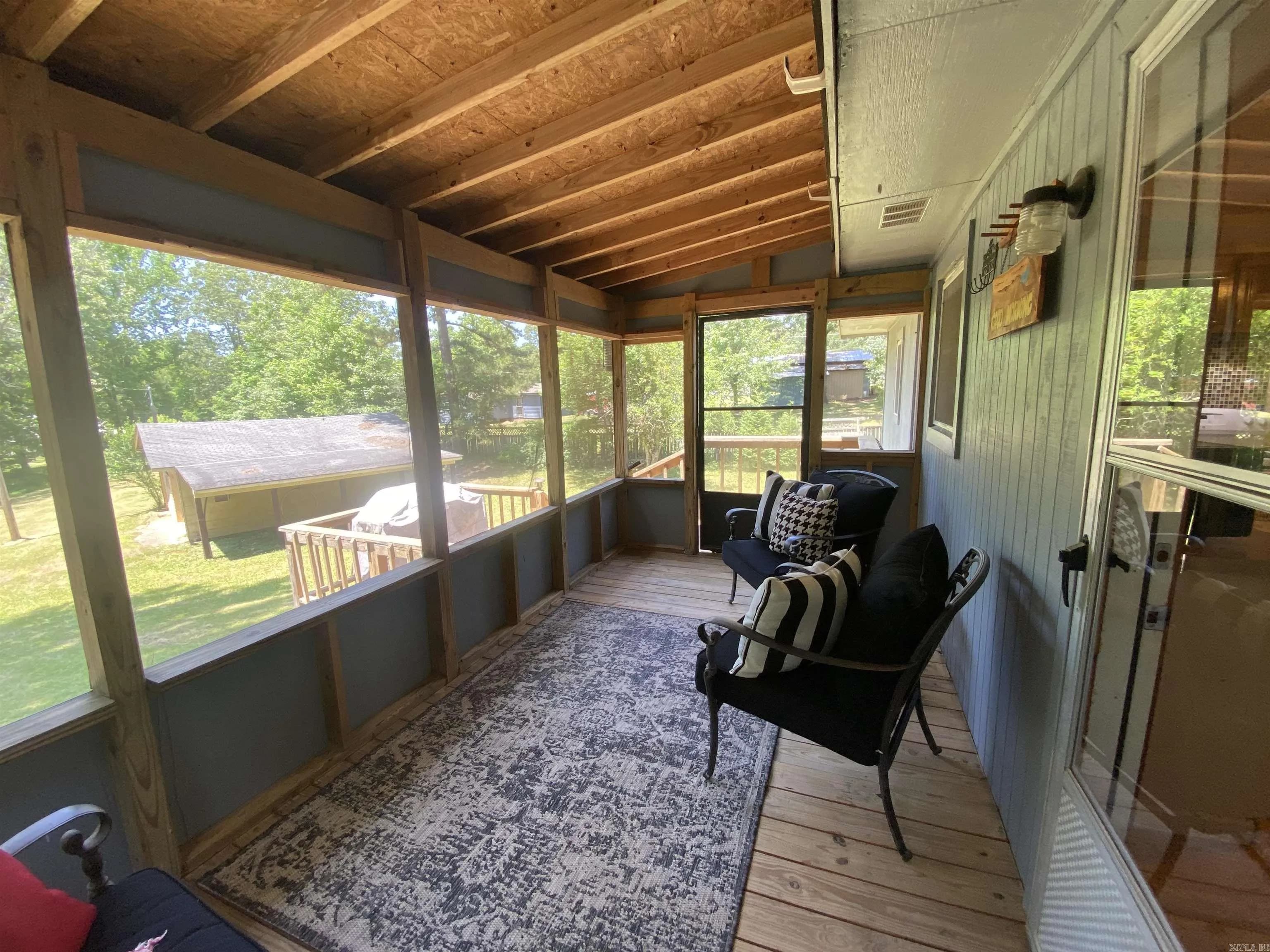 Property at 47  Eagle - Image 21