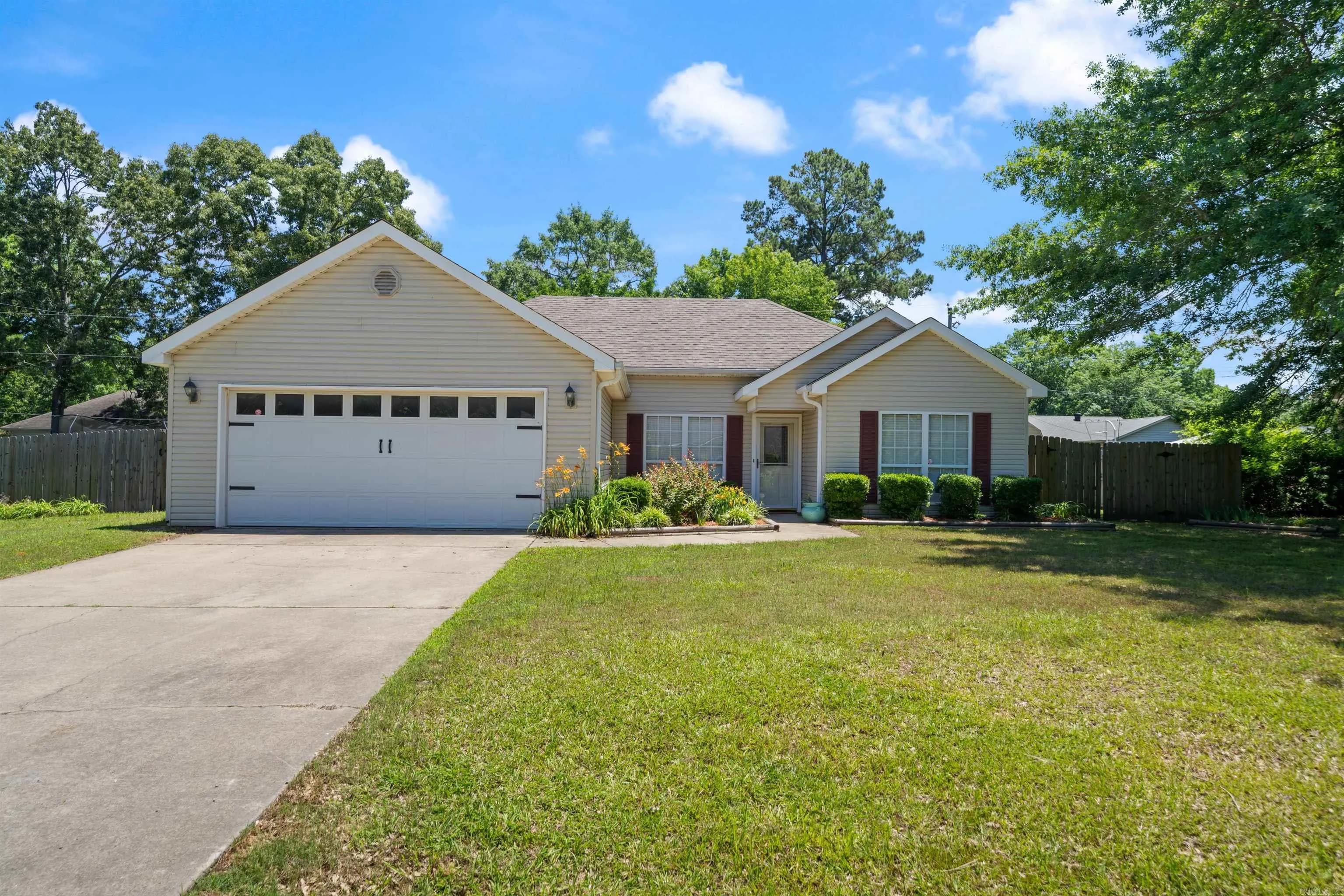 Property at 21850  Mountain maple - Image 1