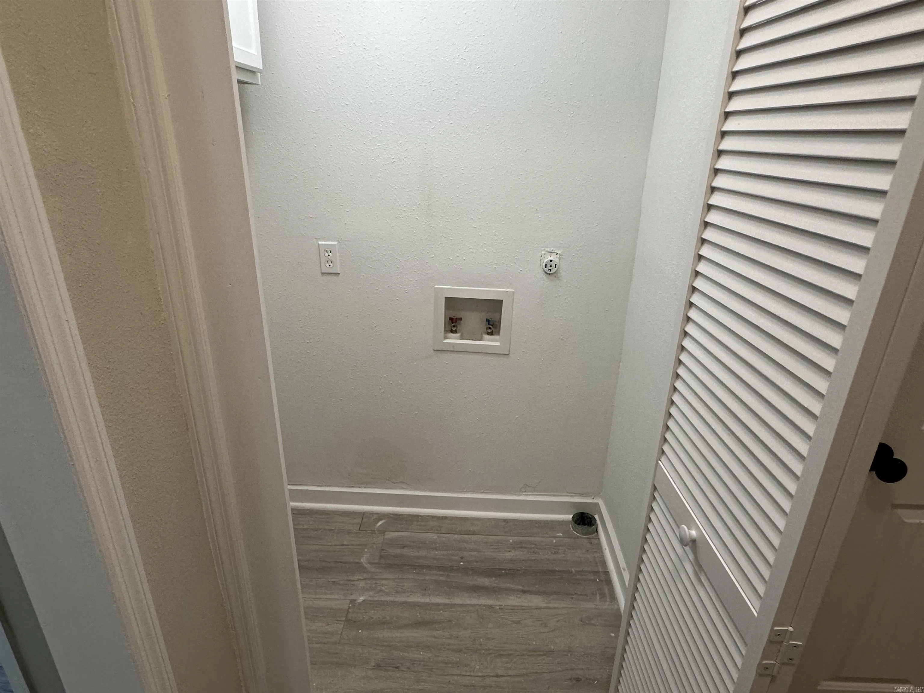 Property at 2000  Rock - Image 29
