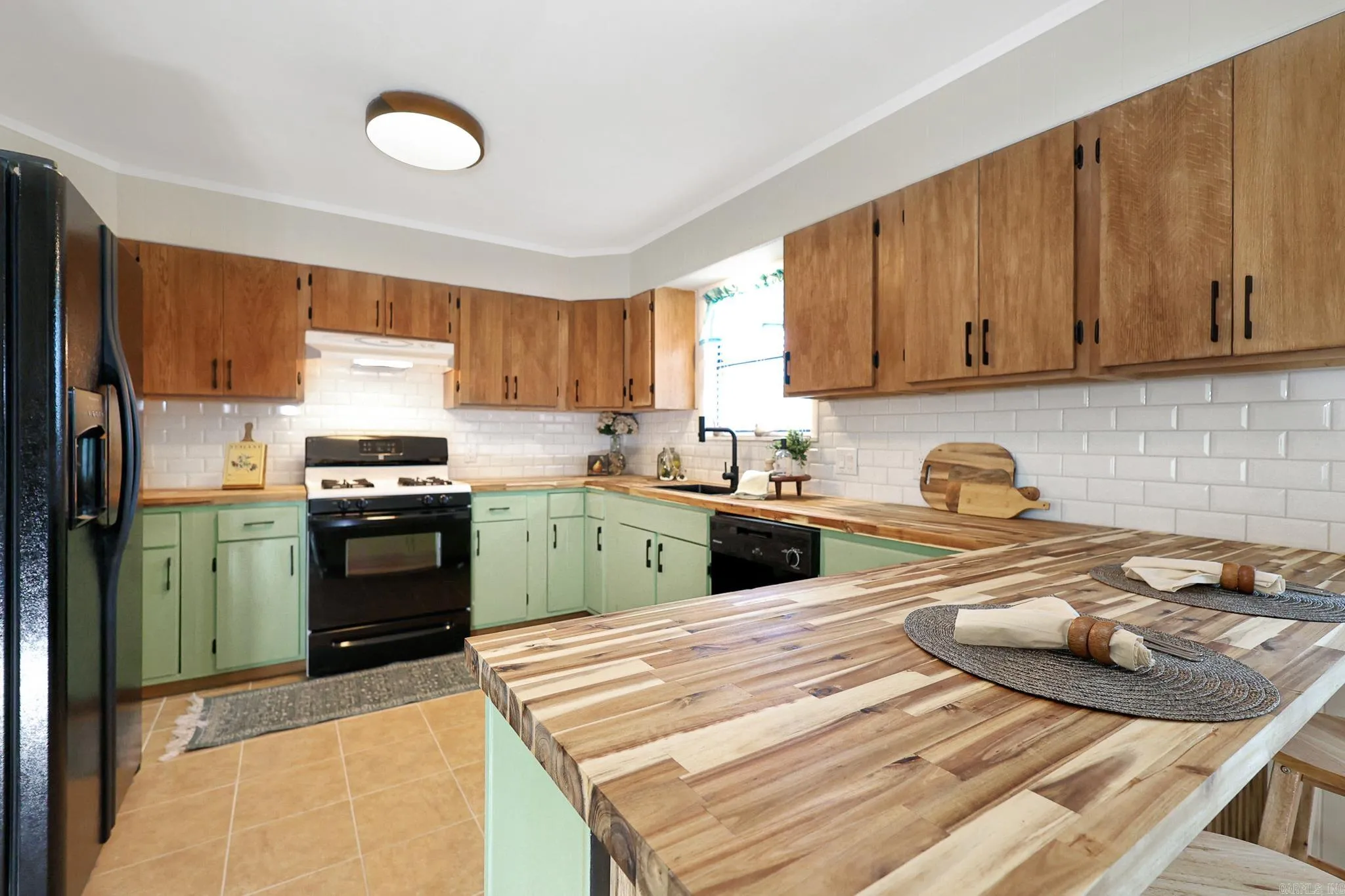 Property at 1405  Emory - Image 15