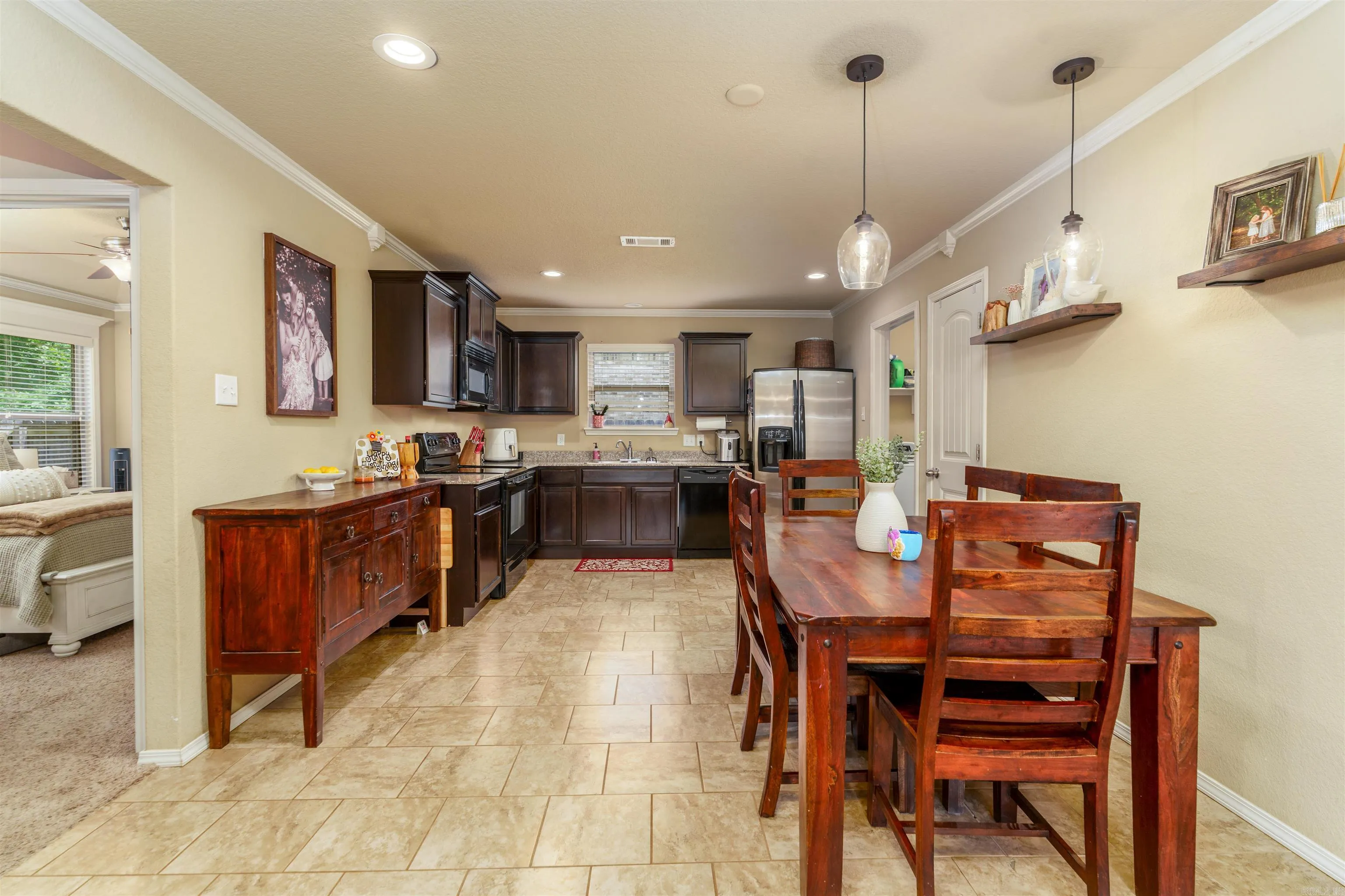 Property at 1210  Matehuala - Image 10