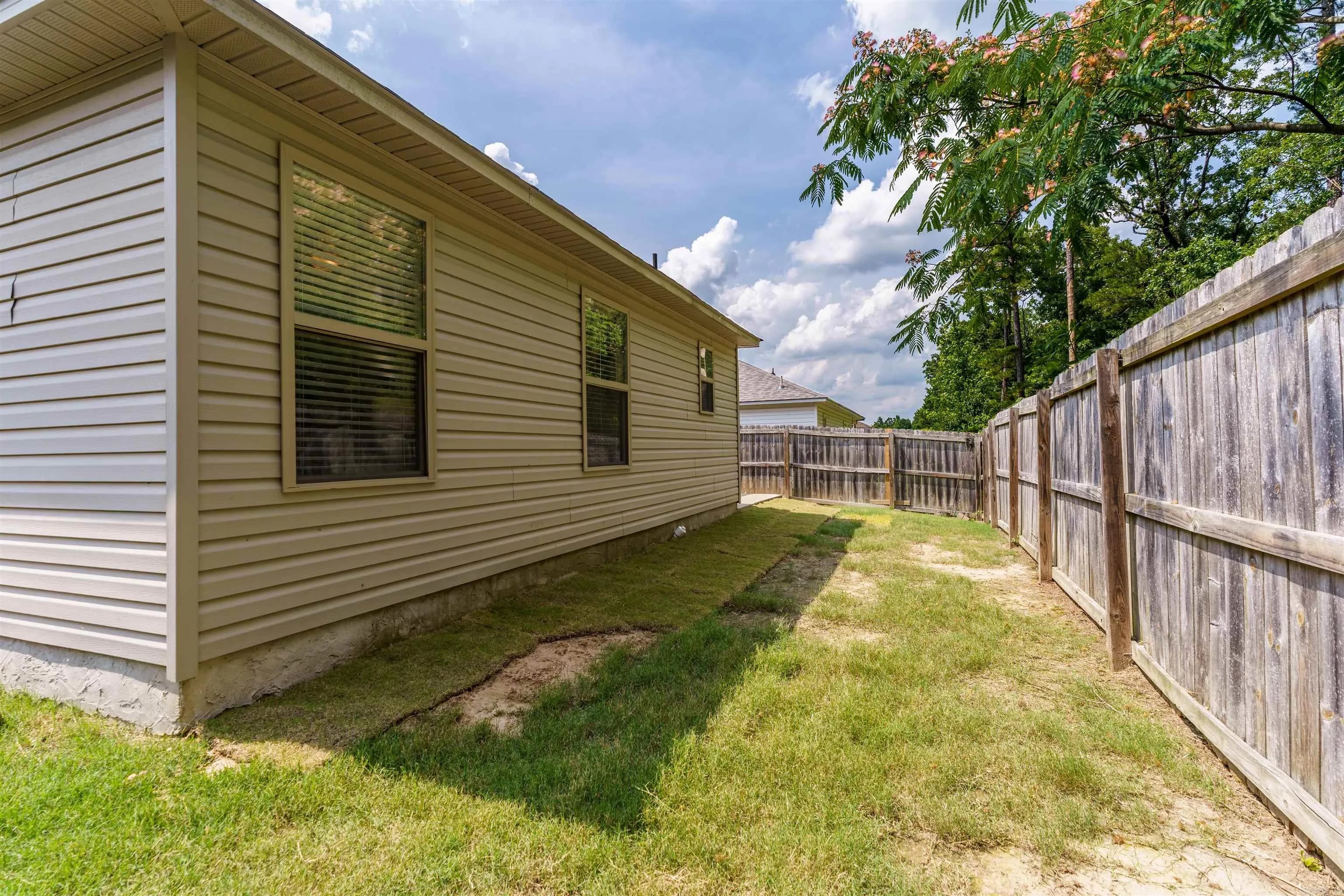 Property at 1210  Matehuala - Image 29