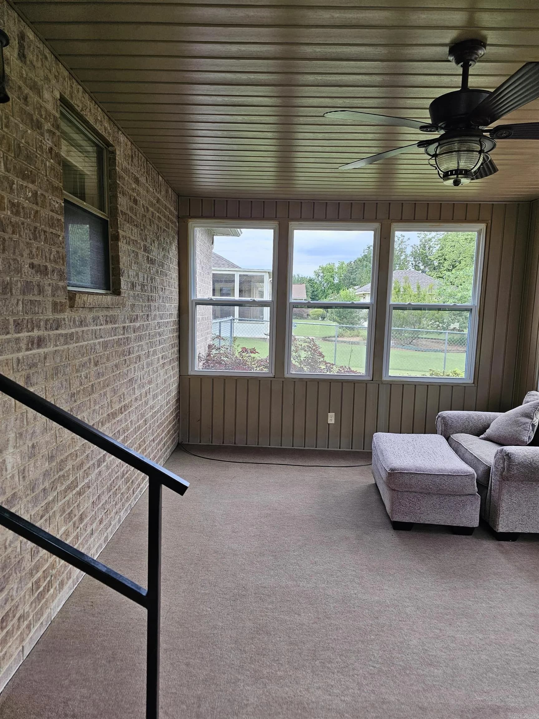 Property at 1407  Ridgefield - Image 24