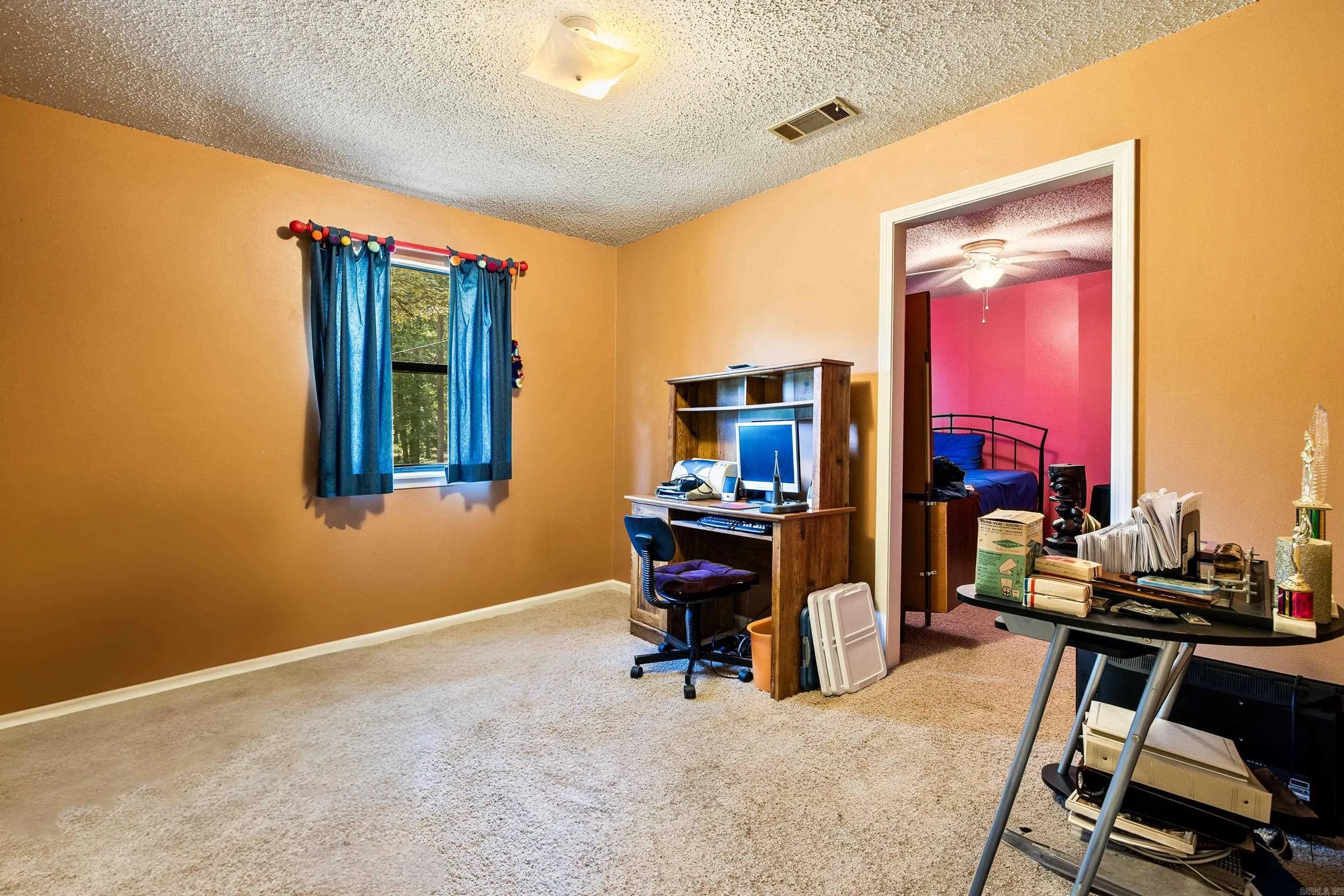 Property at 8100  Oakview - Image 36