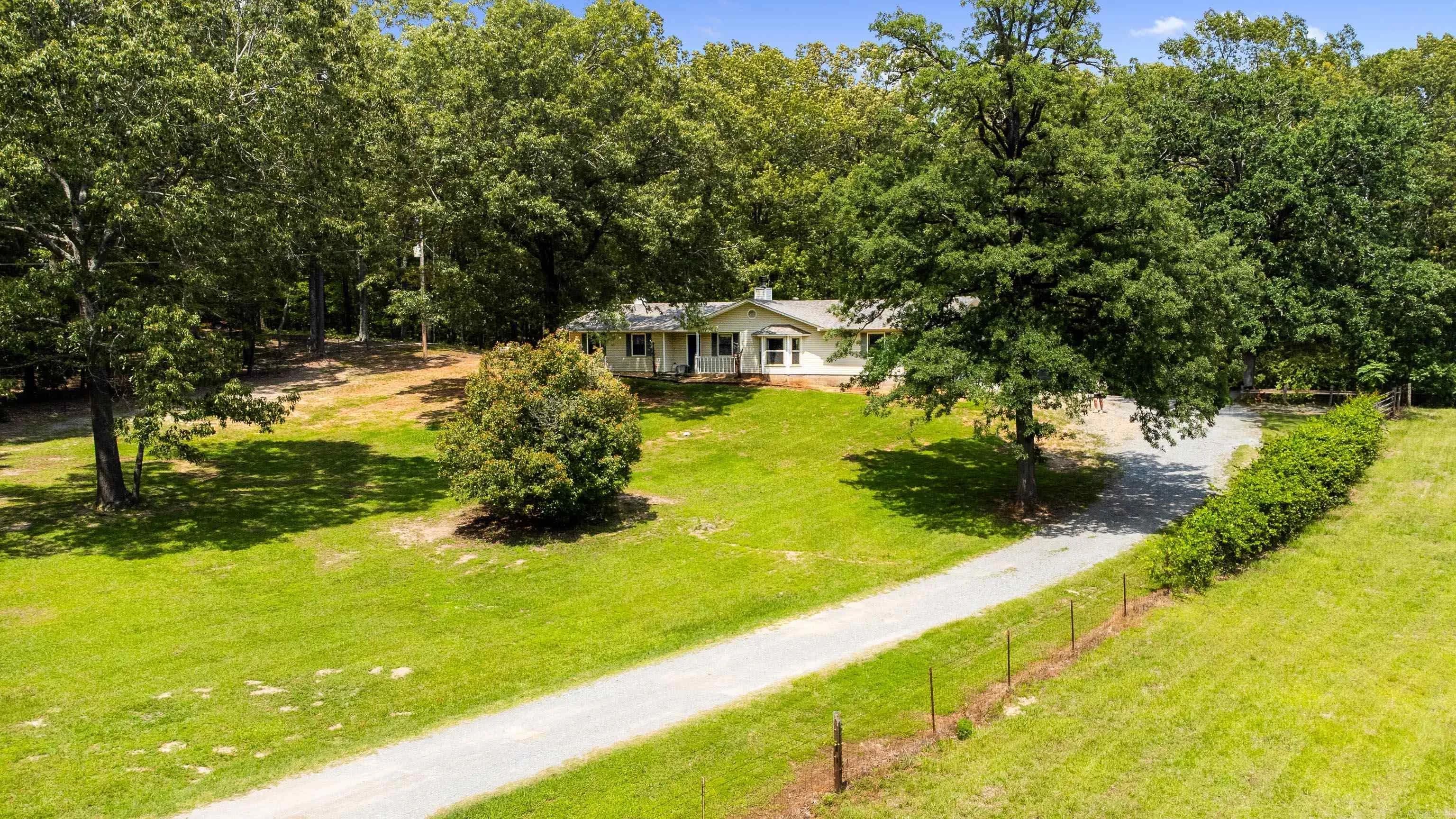 Property at 8100  Oakview - Image 4