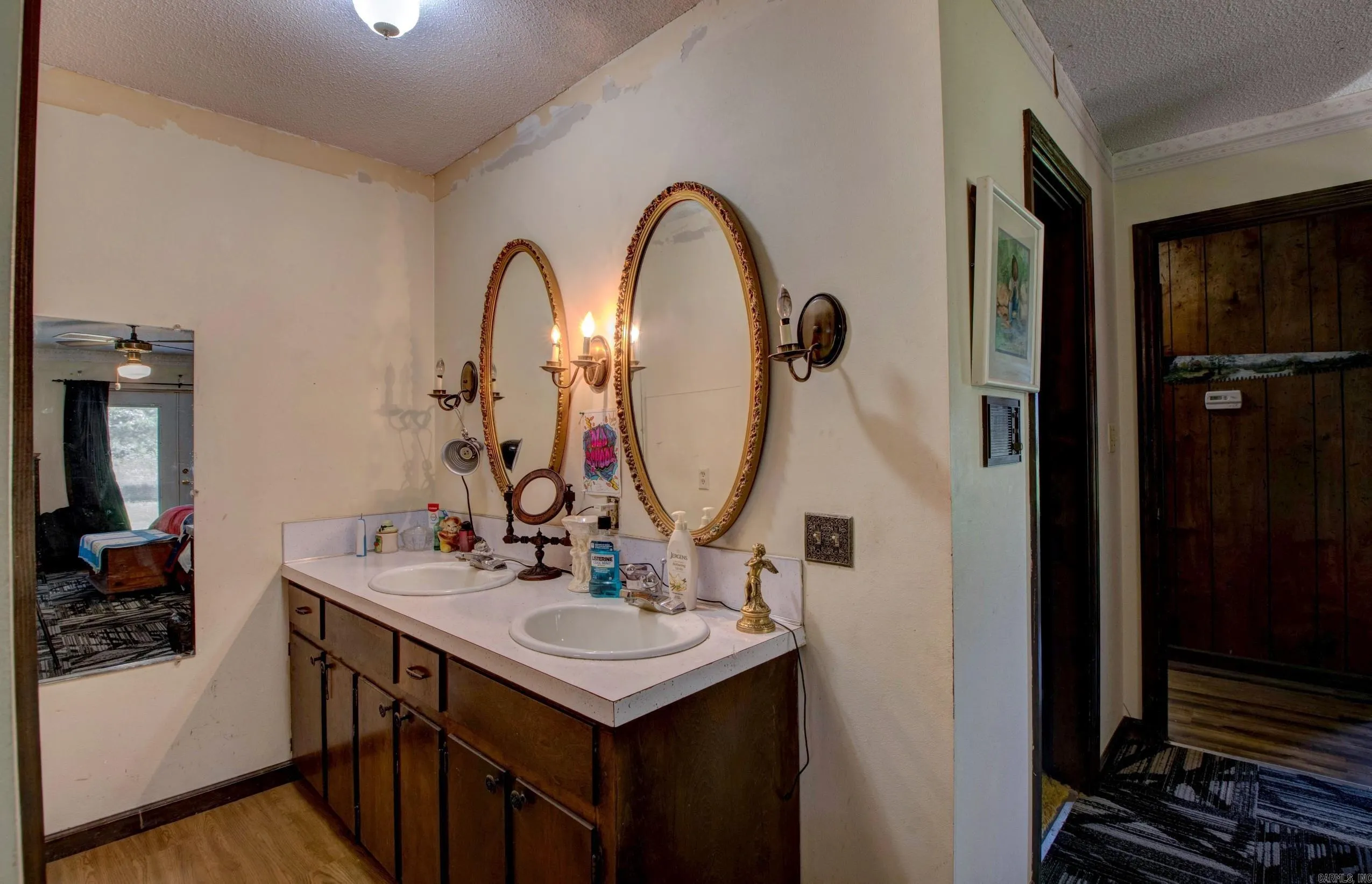 Property at 826  Carson bridge - Image 26