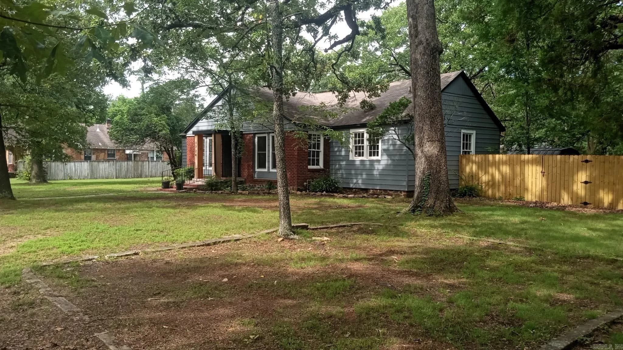 Property at 1724 S Fillmore - Image 2