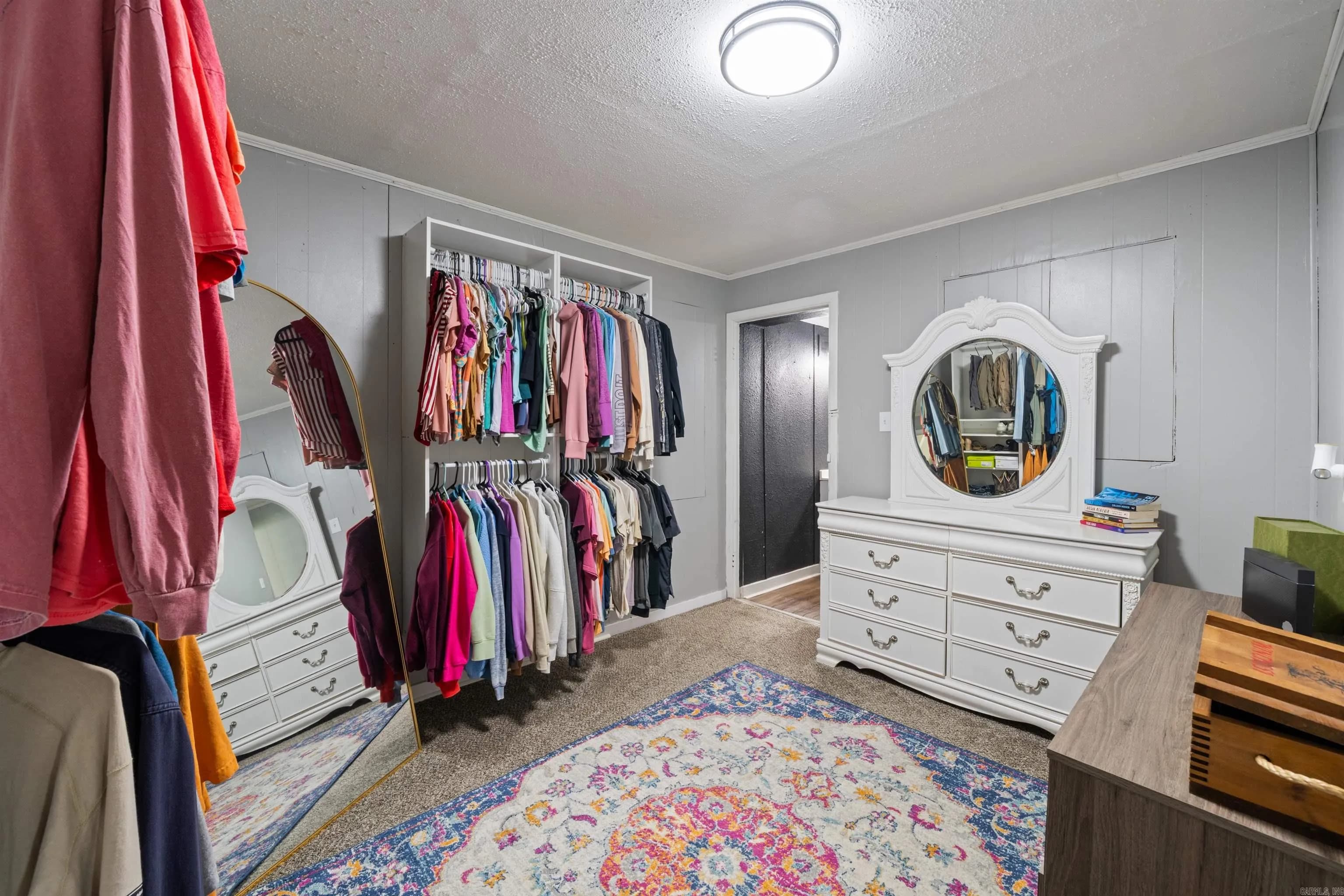 Property at 508 W Bell - Image 17