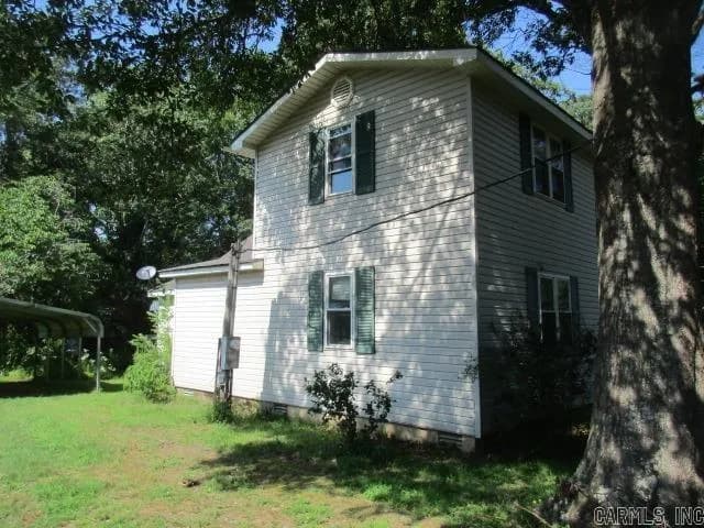 Property at 306 W Grand - Image 3