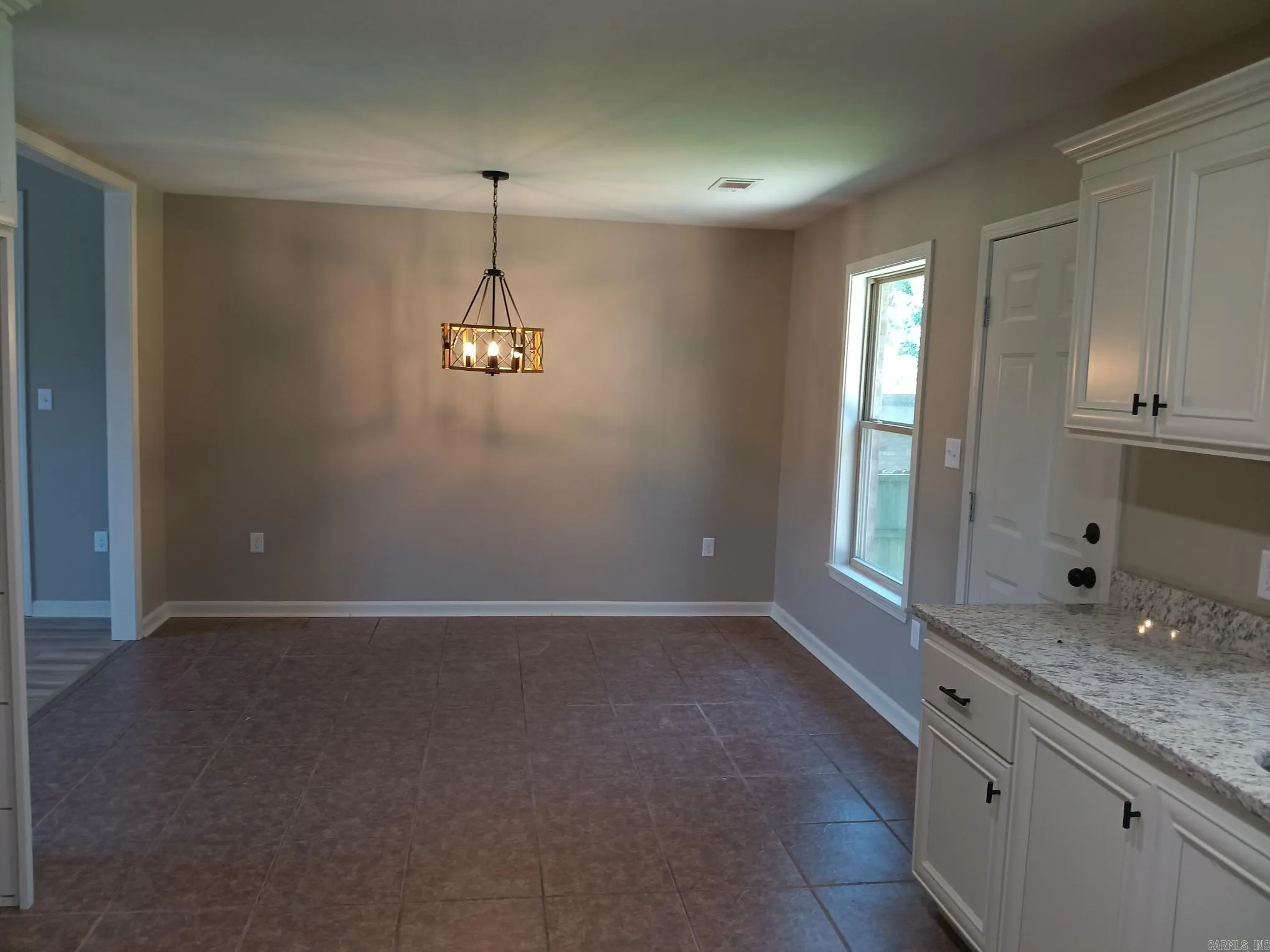 Property at 510  Sanibel - Image 8