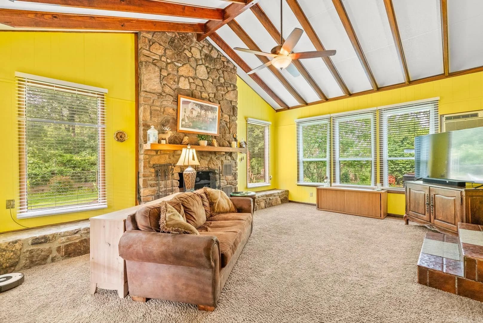 Property at 31  Meadowbrook - Image 4
