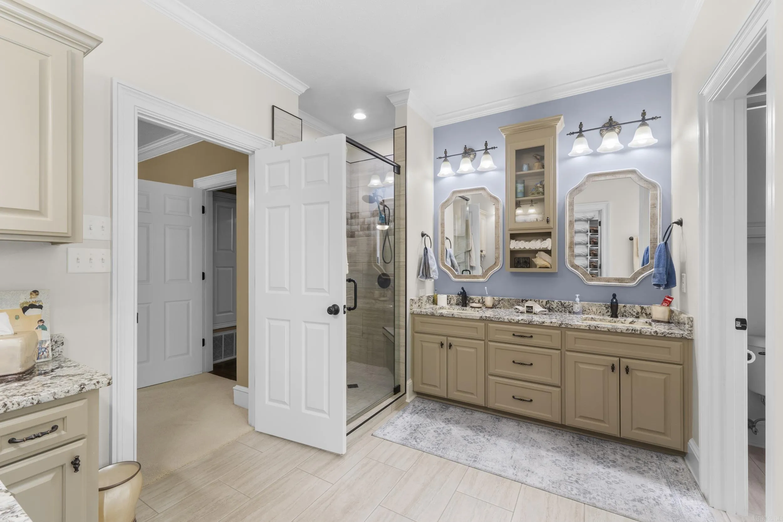 Property at 3165  Majestic - Image 27