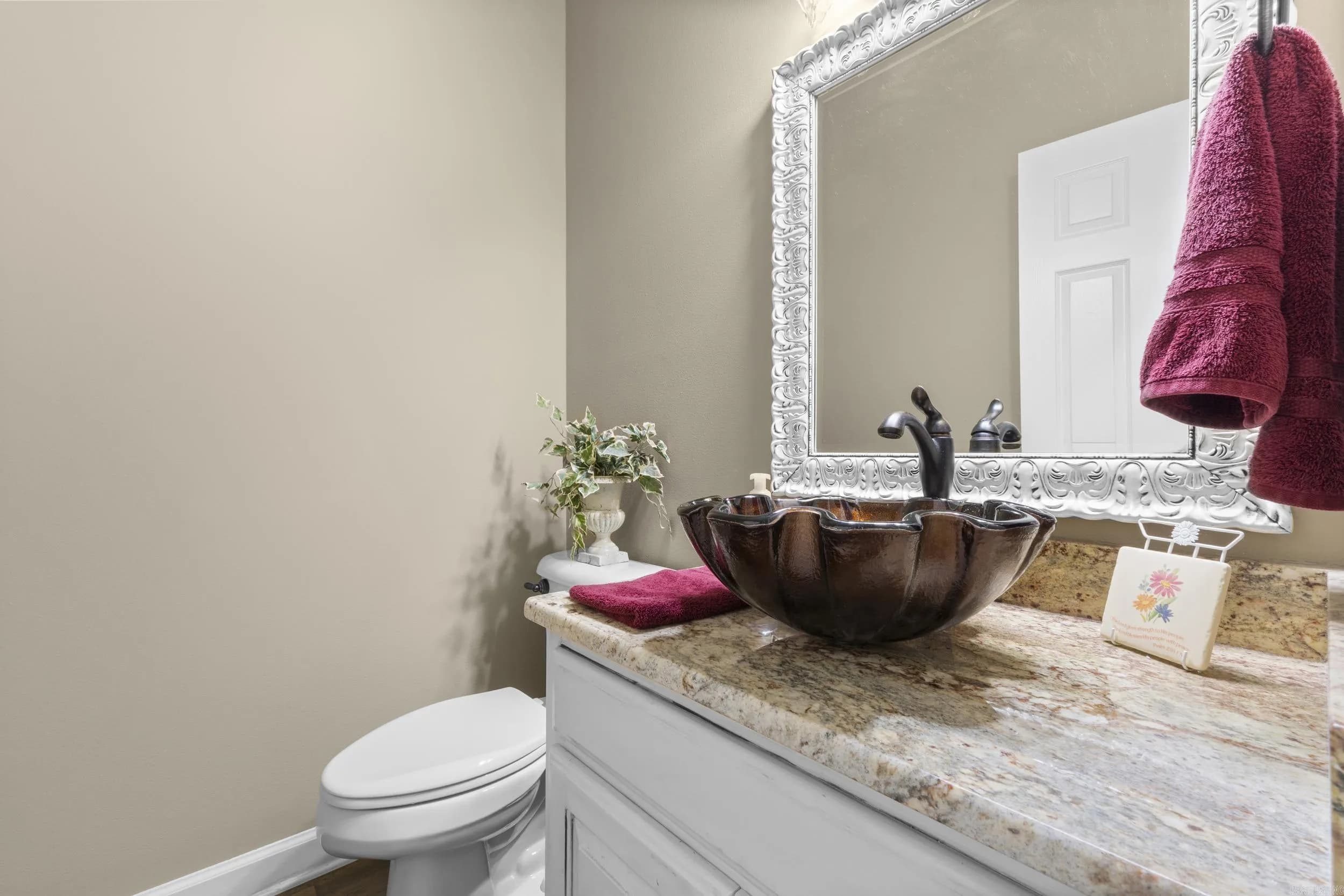 Property at 3165  Majestic - Image 20