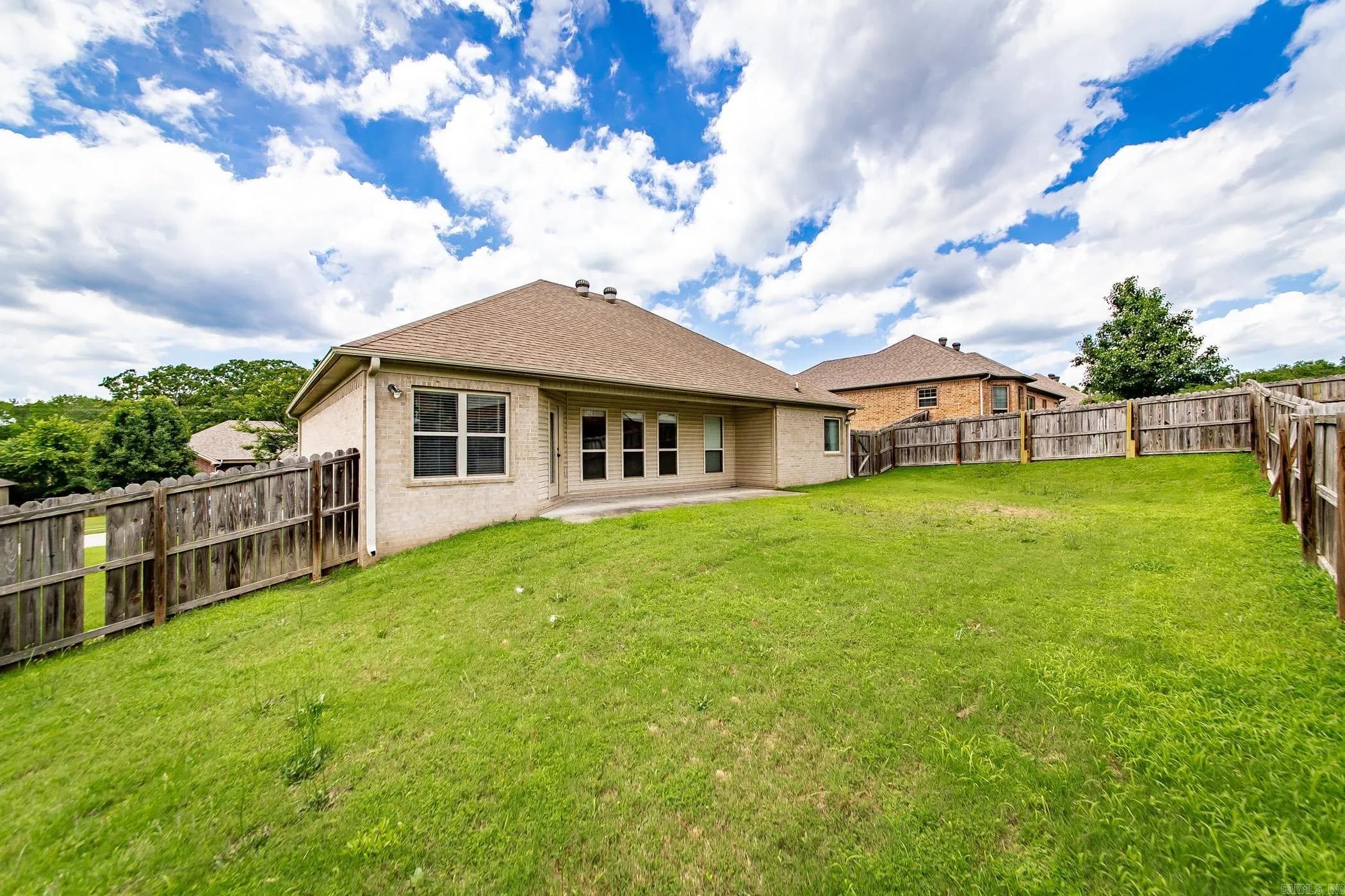 Property at 584  Crepe myrtle - Image 33